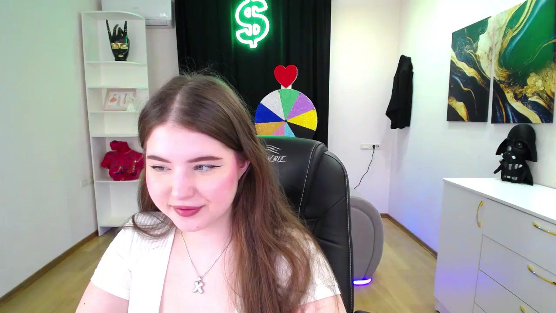 Gallery image thumbnail from AdmireMyEyes's myfreecams stream on, 05/18/2025, 19:47 image 6 of 20