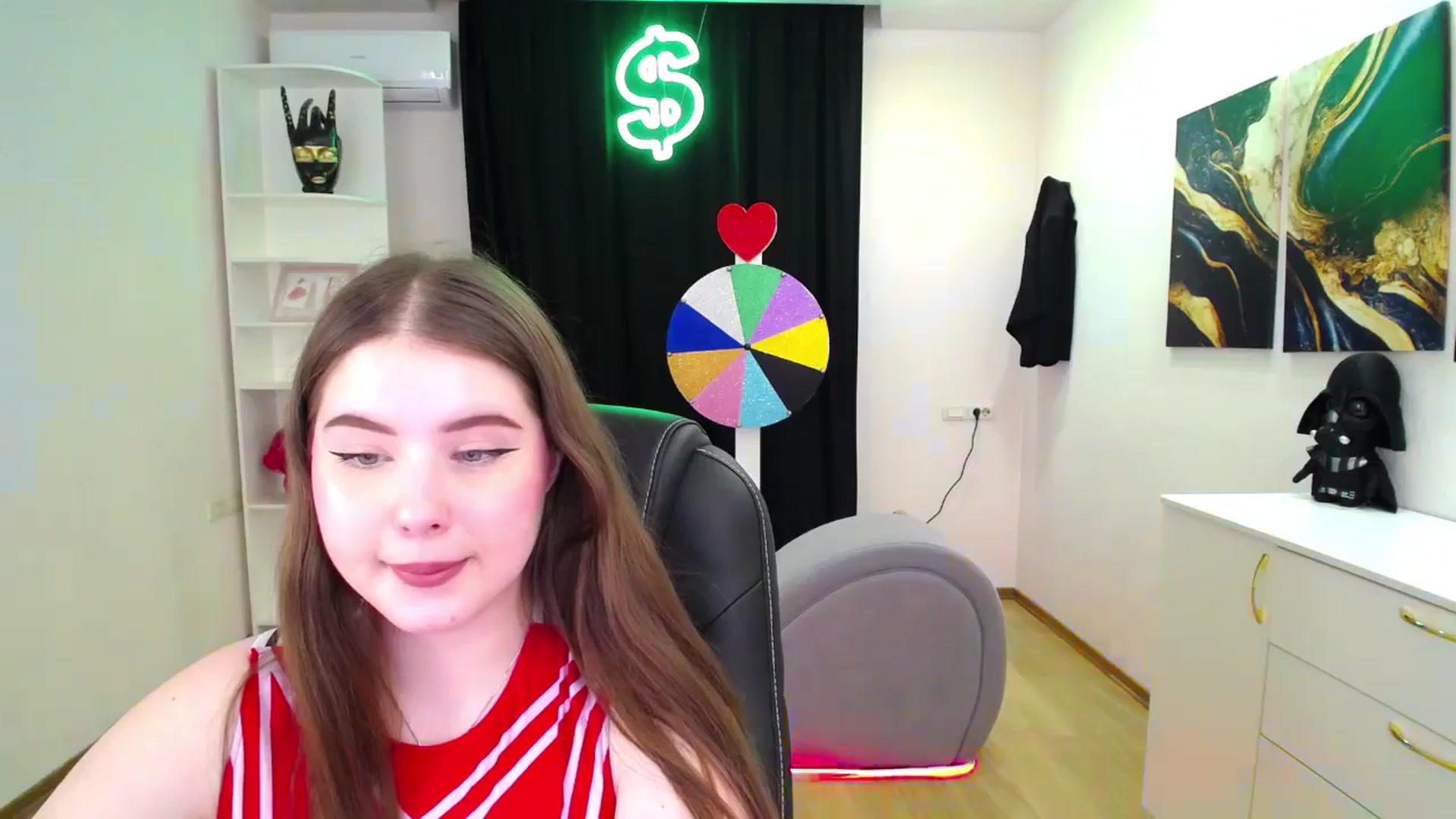Gallery image thumbnail from AdmireMyEyes's myfreecams stream on, 05/18/2025, 23:32 image 13 of 20
