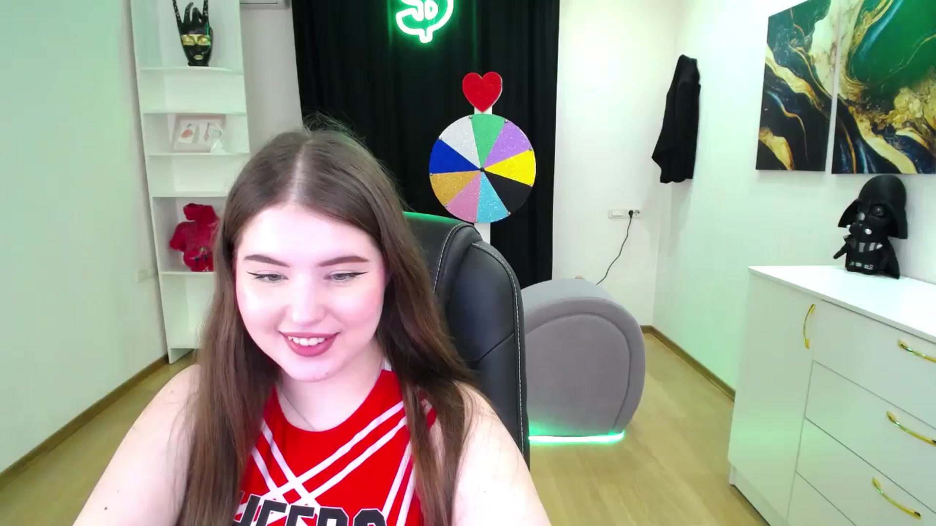 Gallery image thumbnail from AdmireMyEyes's myfreecams stream on, 05/18/2025, 23:32 image 1 of 20