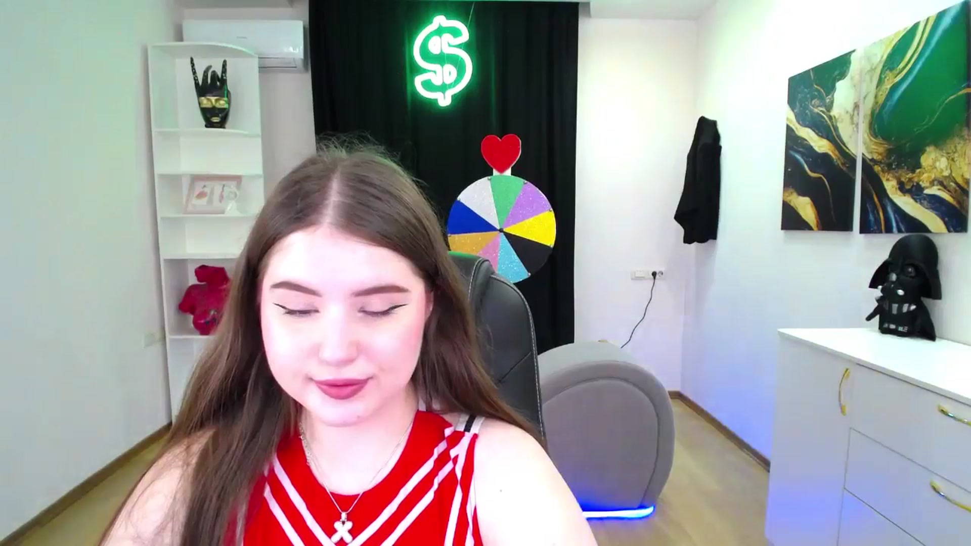 Gallery image thumbnail from AdmireMyEyes's myfreecams stream on, 05/19/2025, 01:17 image 4 of 20