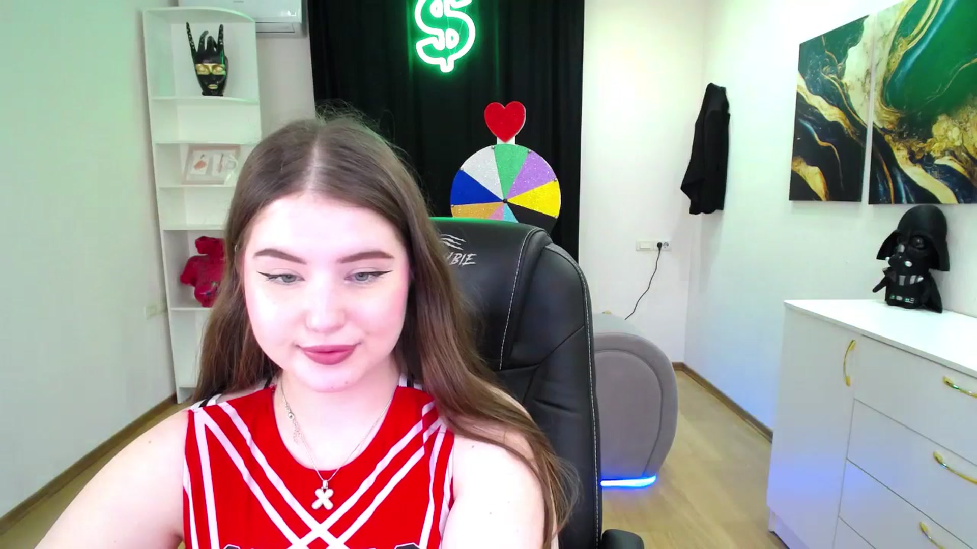 Gallery image thumbnail from AdmireMyEyes's myfreecams stream on, 05/19/2025, 01:17 image 19 of 20