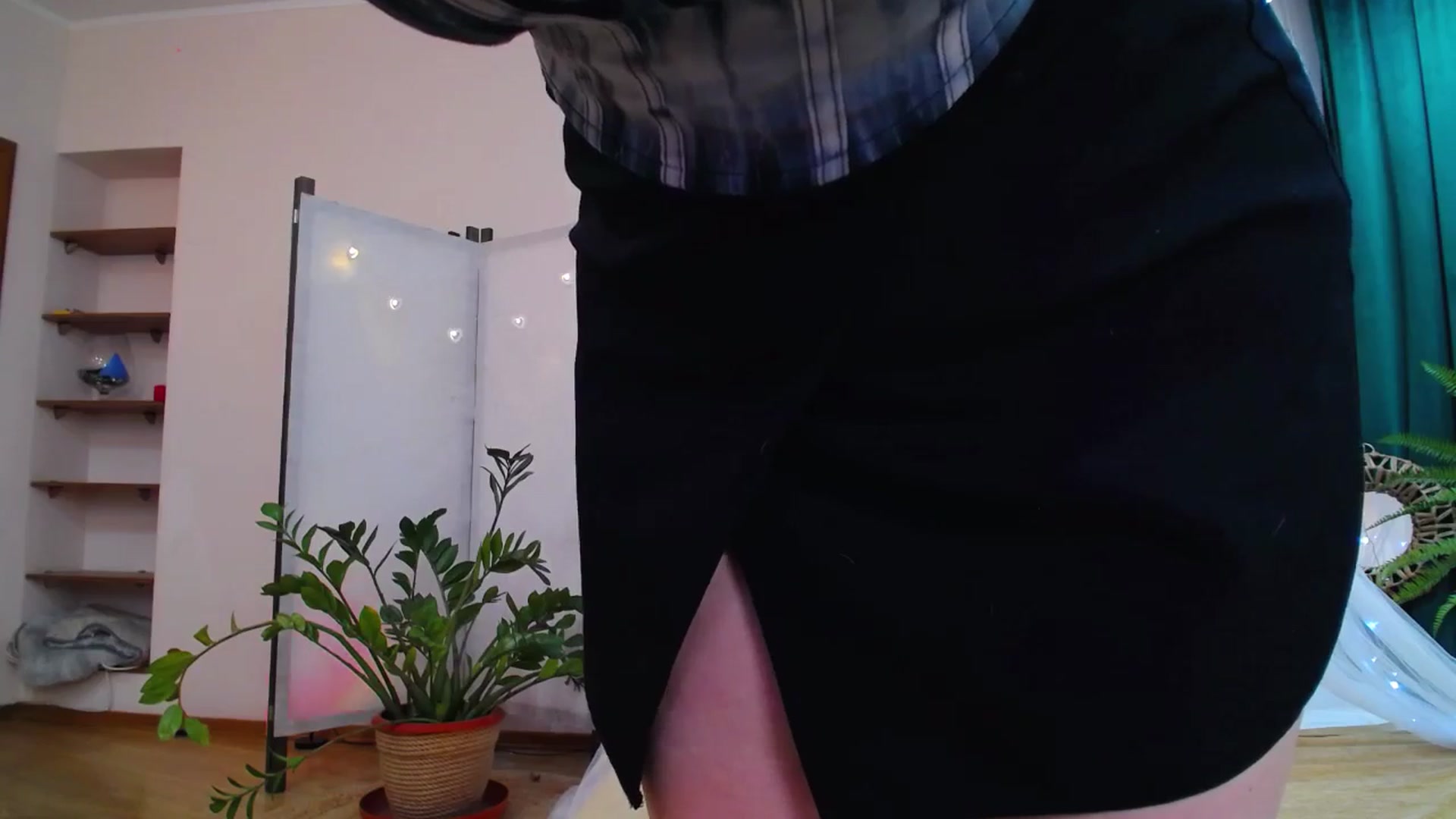 Gallery image thumbnail from AdmireMyEyes's myfreecams stream on, 05/20/2025, 08:58 image 9 of 20