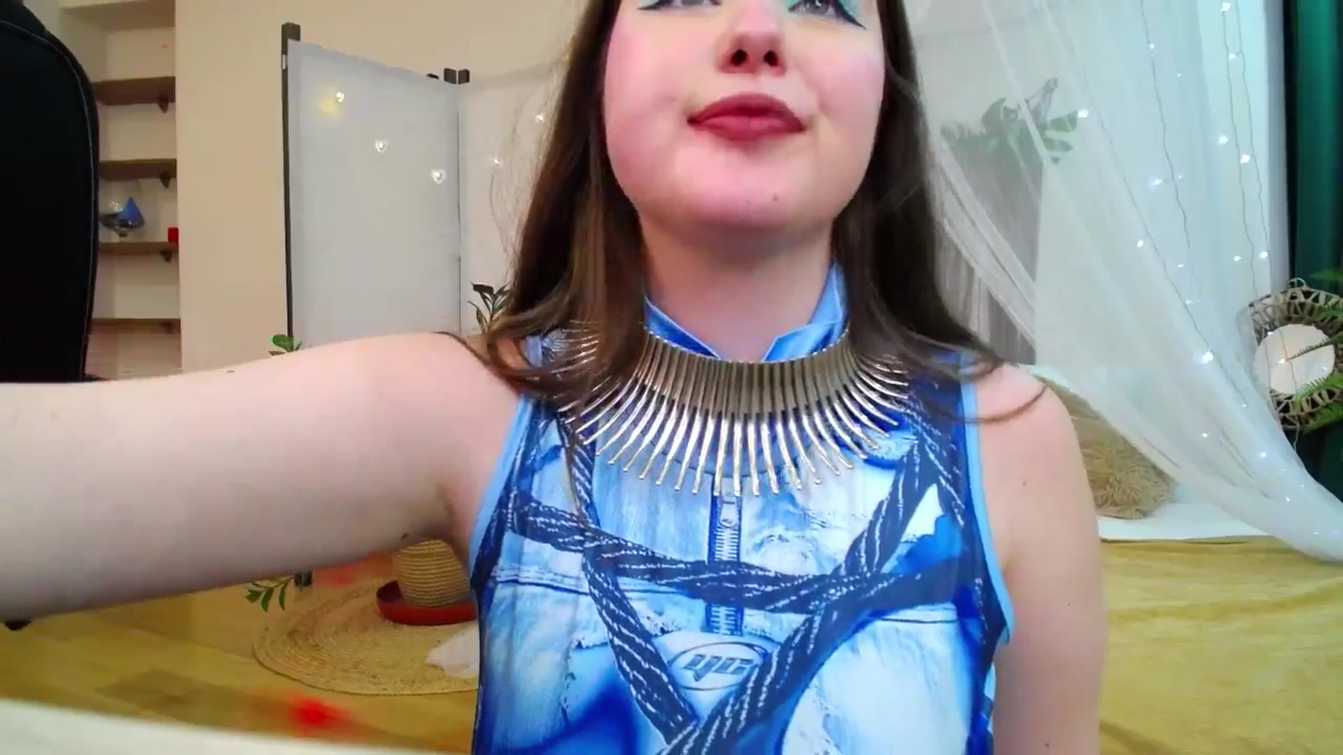 Gallery image thumbnail from AdmireMyEyes's myfreecams stream on, 05/21/2025, 09:41 image 8 of 20