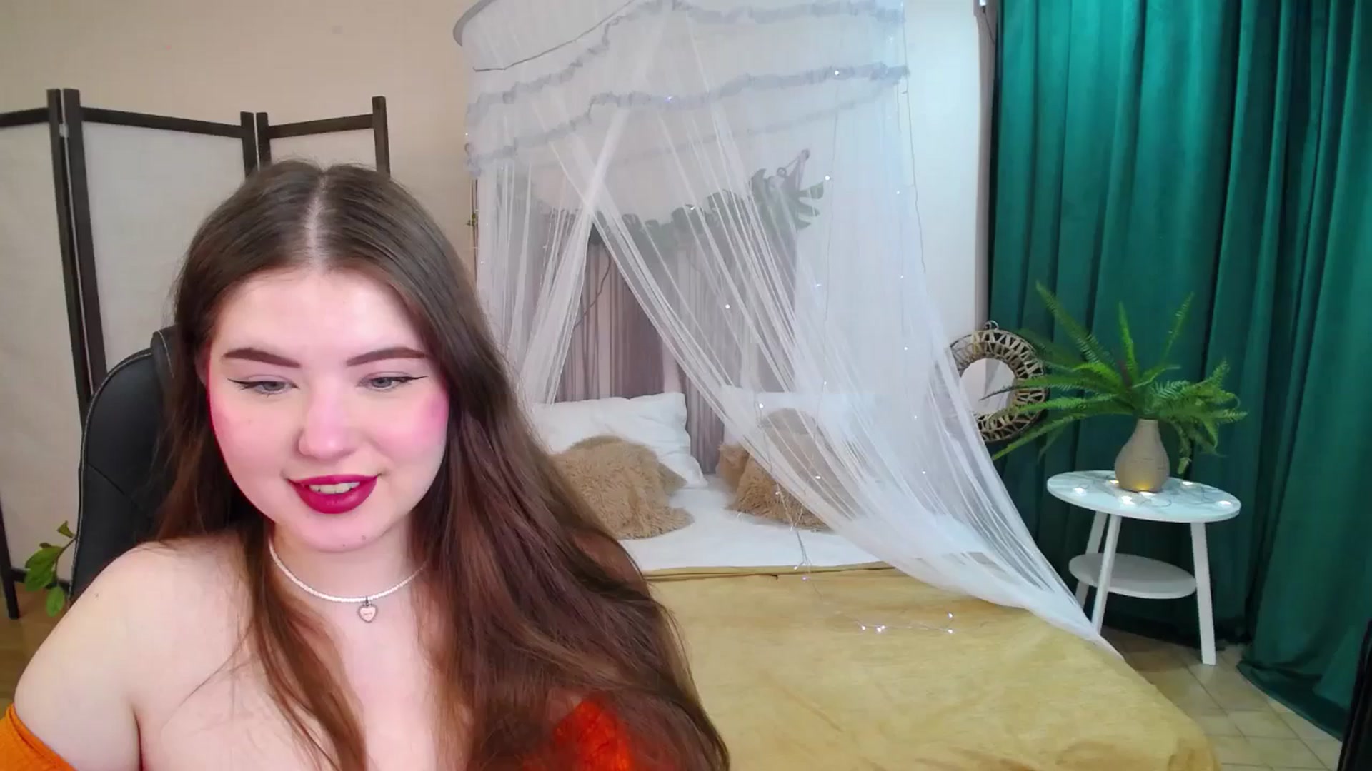 Gallery image thumbnail from AdmireMyEyes's myfreecams stream on, 05/24/2025, 19:17 image 4 of 20