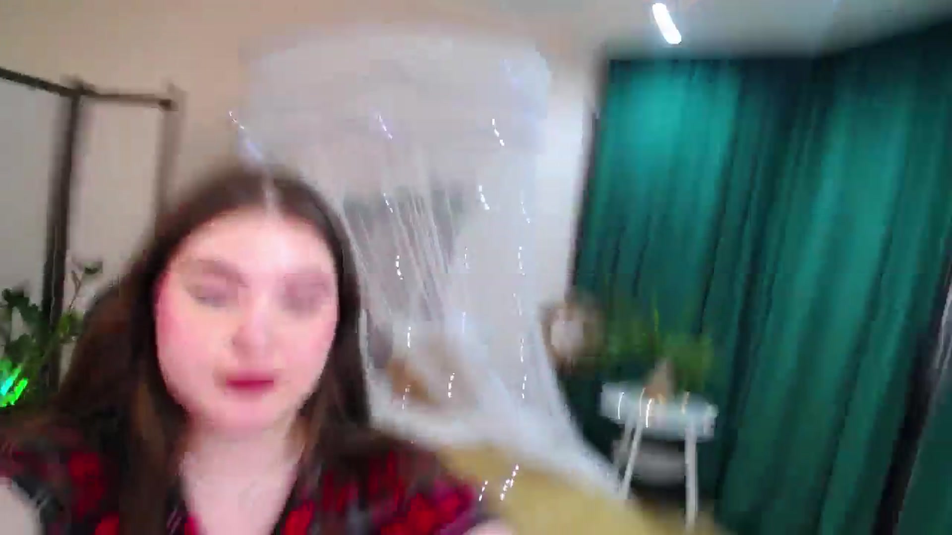 Gallery image thumbnail from AdmireMyEyes's myfreecams stream on, 05/25/2025, 02:21 image 20 of 20