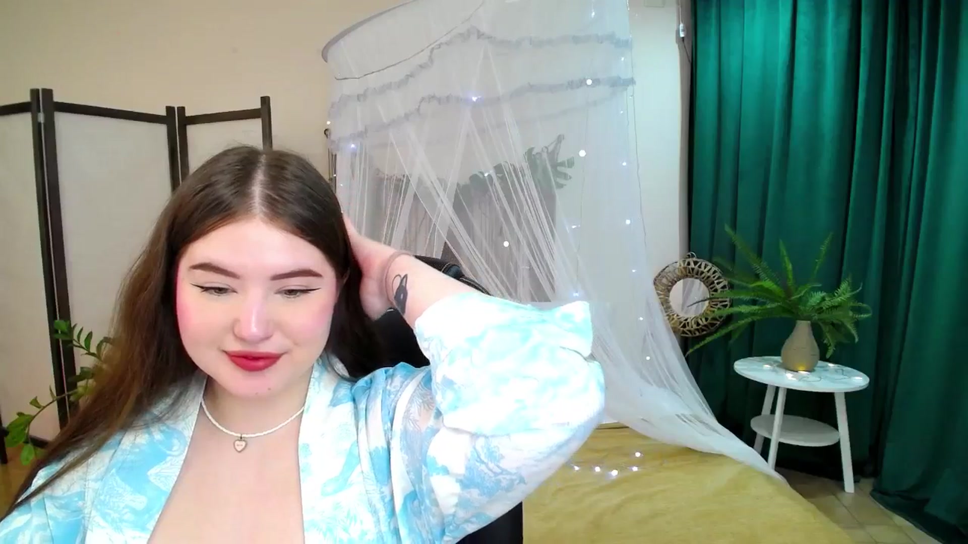 Gallery image thumbnail from AdmireMyEyes's myfreecams stream on, 05/25/2025, 19:47 image 5 of 20