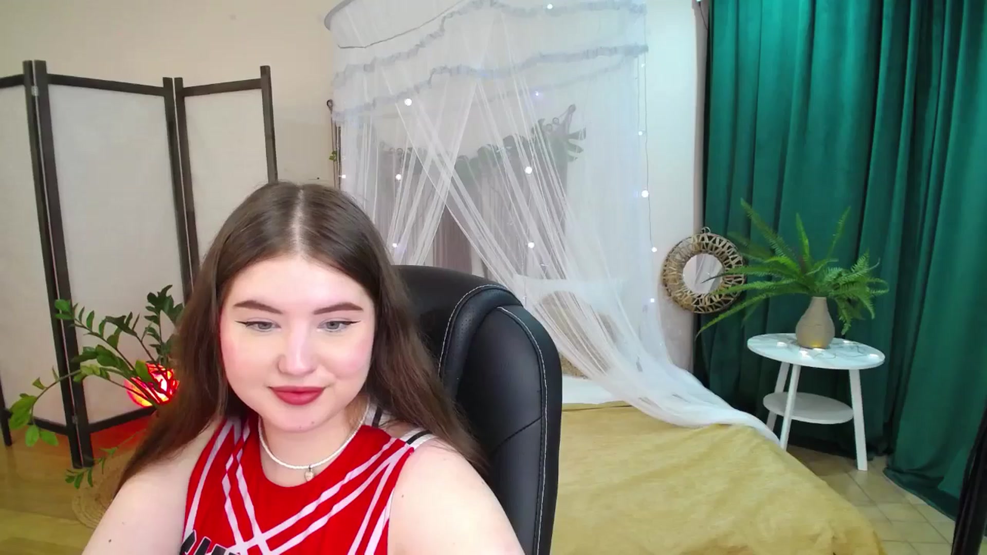 Gallery image thumbnail from AdmireMyEyes's myfreecams stream on, 05/25/2025, 23:33 image 8 of 20