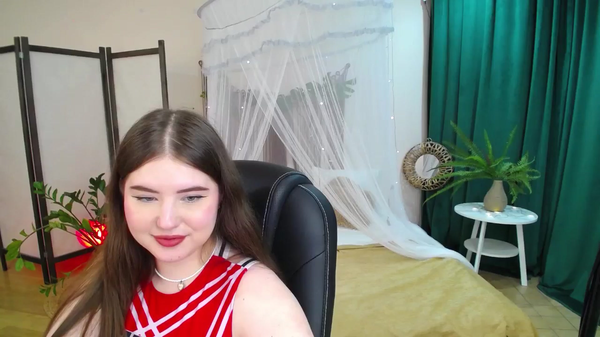 Gallery image thumbnail from AdmireMyEyes's myfreecams stream on, 05/25/2025, 23:33 image 20 of 20