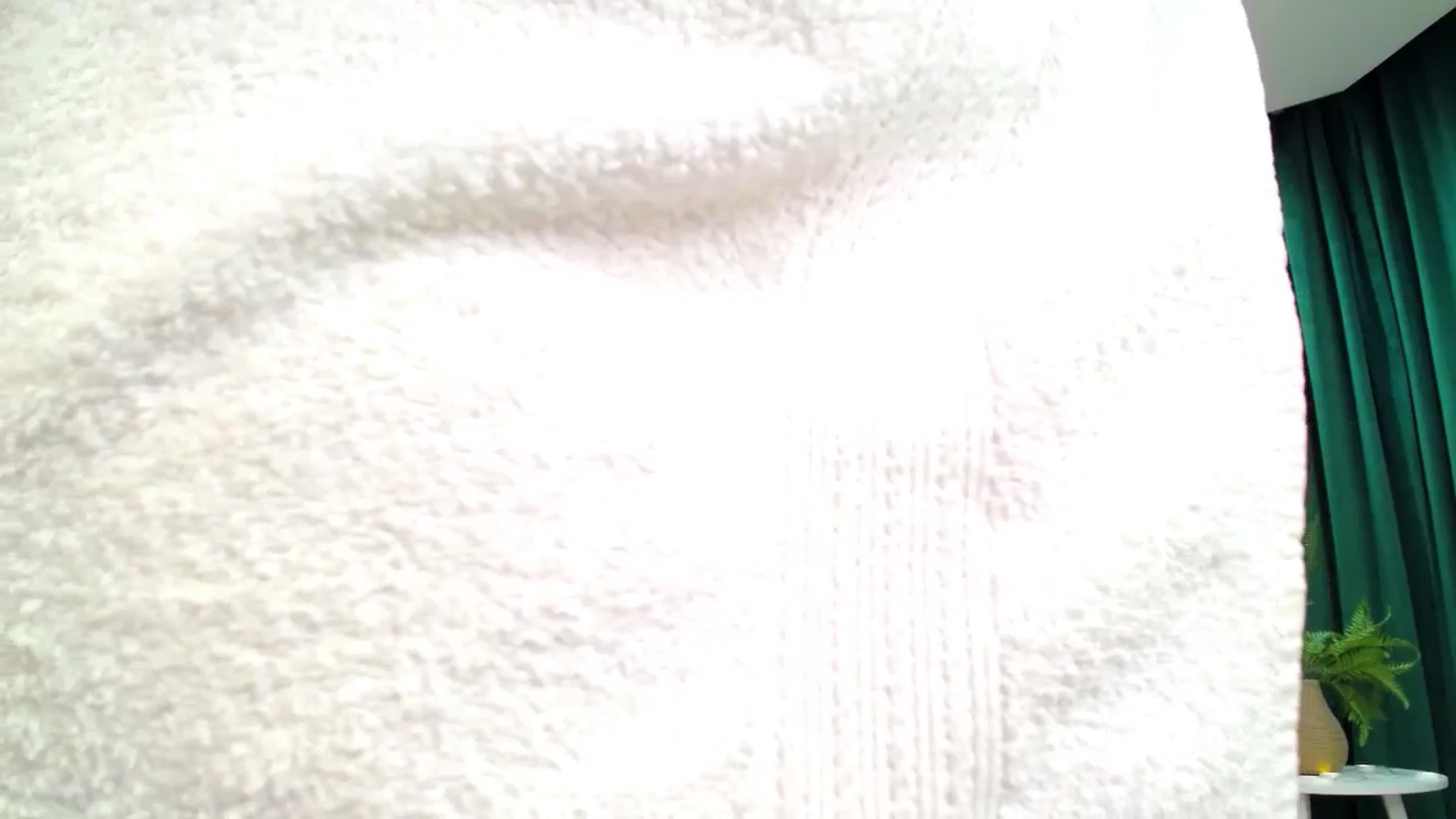 Gallery image thumbnail from AdmireMyEyes's myfreecams stream on, 05/27/2025, 09:28 image 7 of 20