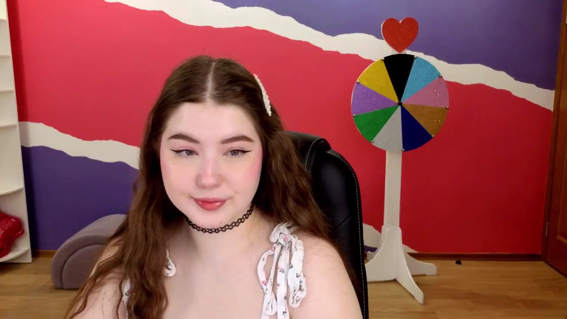Gallery image thumbnail from AdmireMyEyes's myfreecams stream on, 05/30/2025, 18:45 image 10 of 20