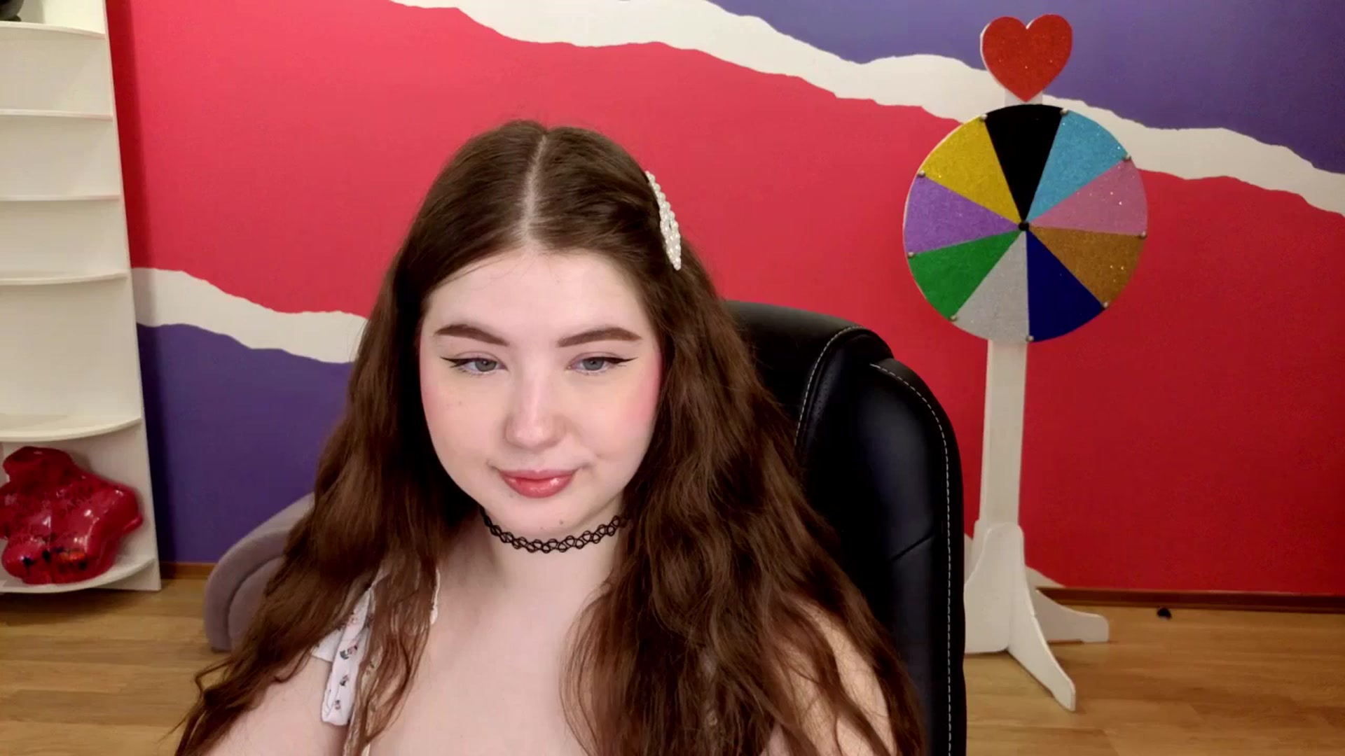 Gallery image thumbnail from AdmireMyEyes's myfreecams stream on, 05/30/2025, 19:16 image 20 of 20