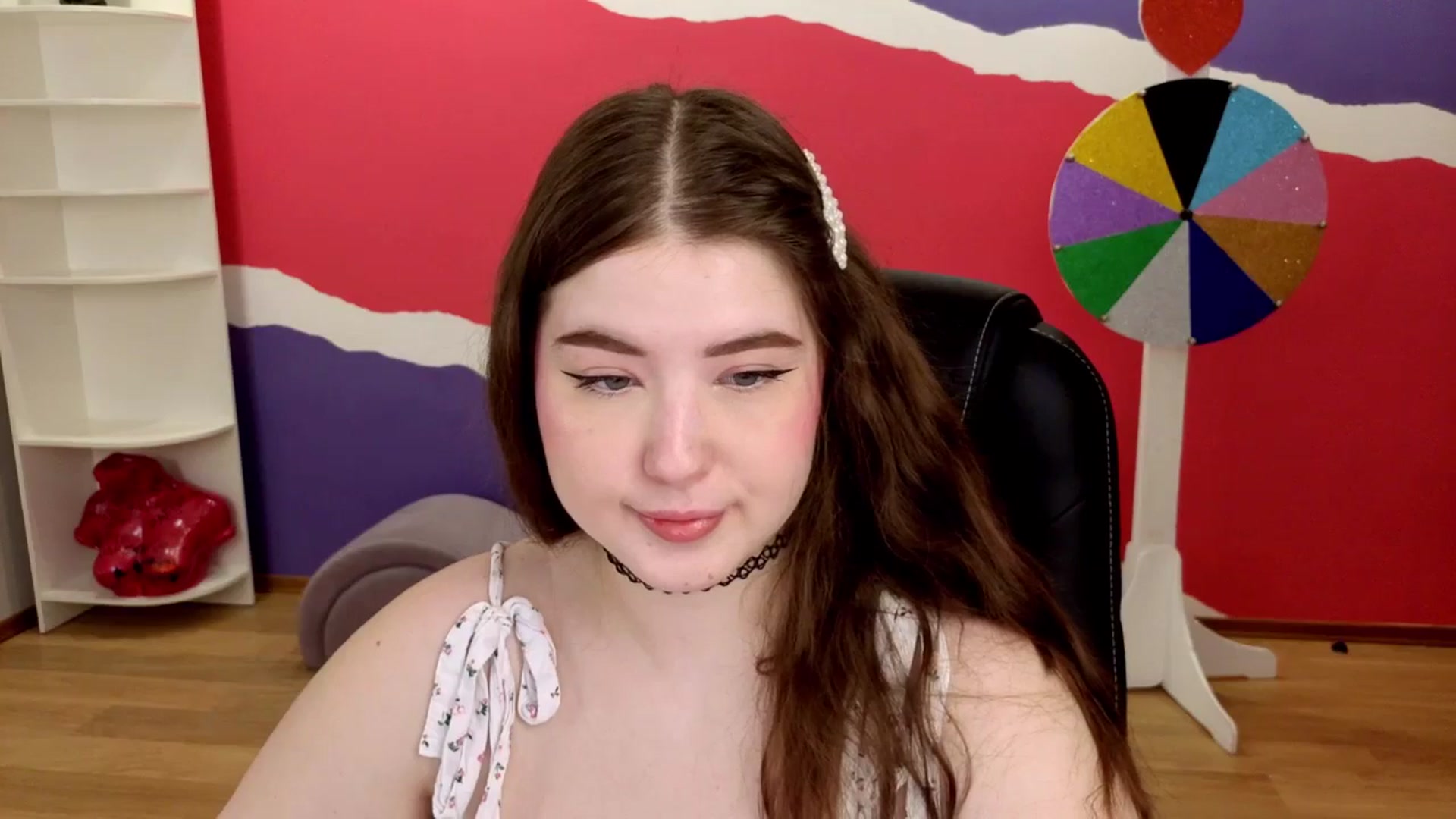 Gallery image thumbnail from AdmireMyEyes's myfreecams stream on, 05/30/2025, 19:34 image 18 of 20