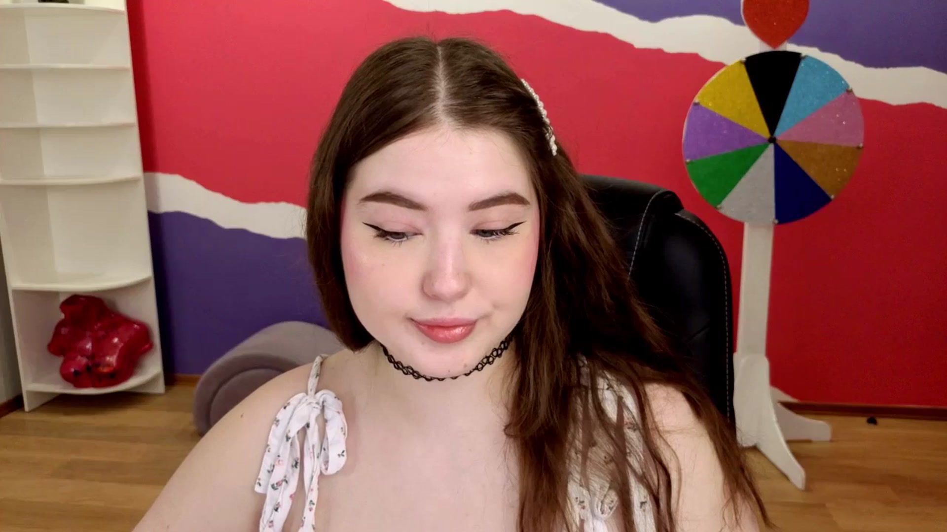 Gallery image thumbnail from AdmireMyEyes's myfreecams stream on, 05/30/2025, 19:34 image 15 of 20