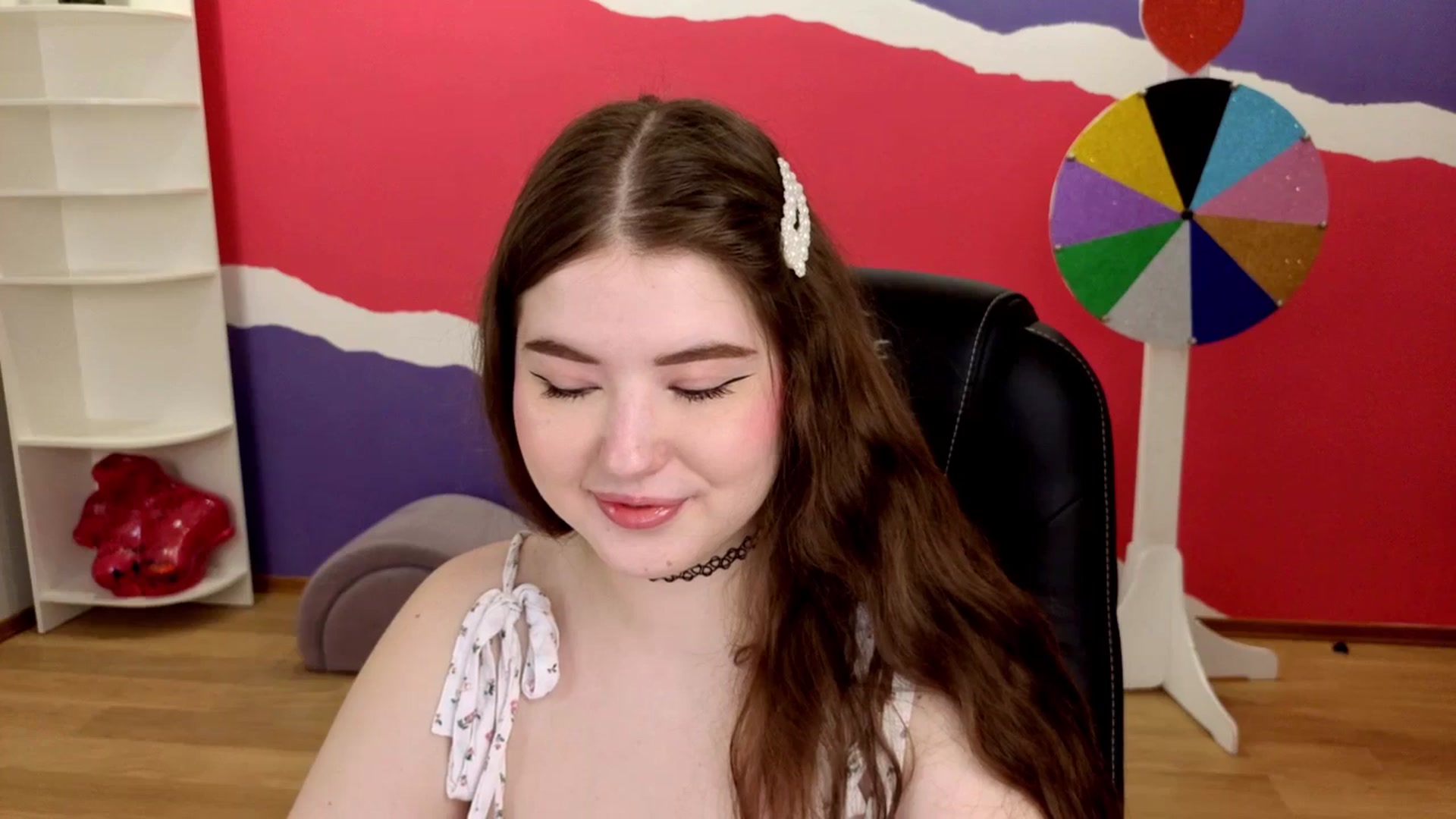 Gallery image thumbnail from AdmireMyEyes's myfreecams stream on, 05/30/2025, 19:34 image 20 of 20