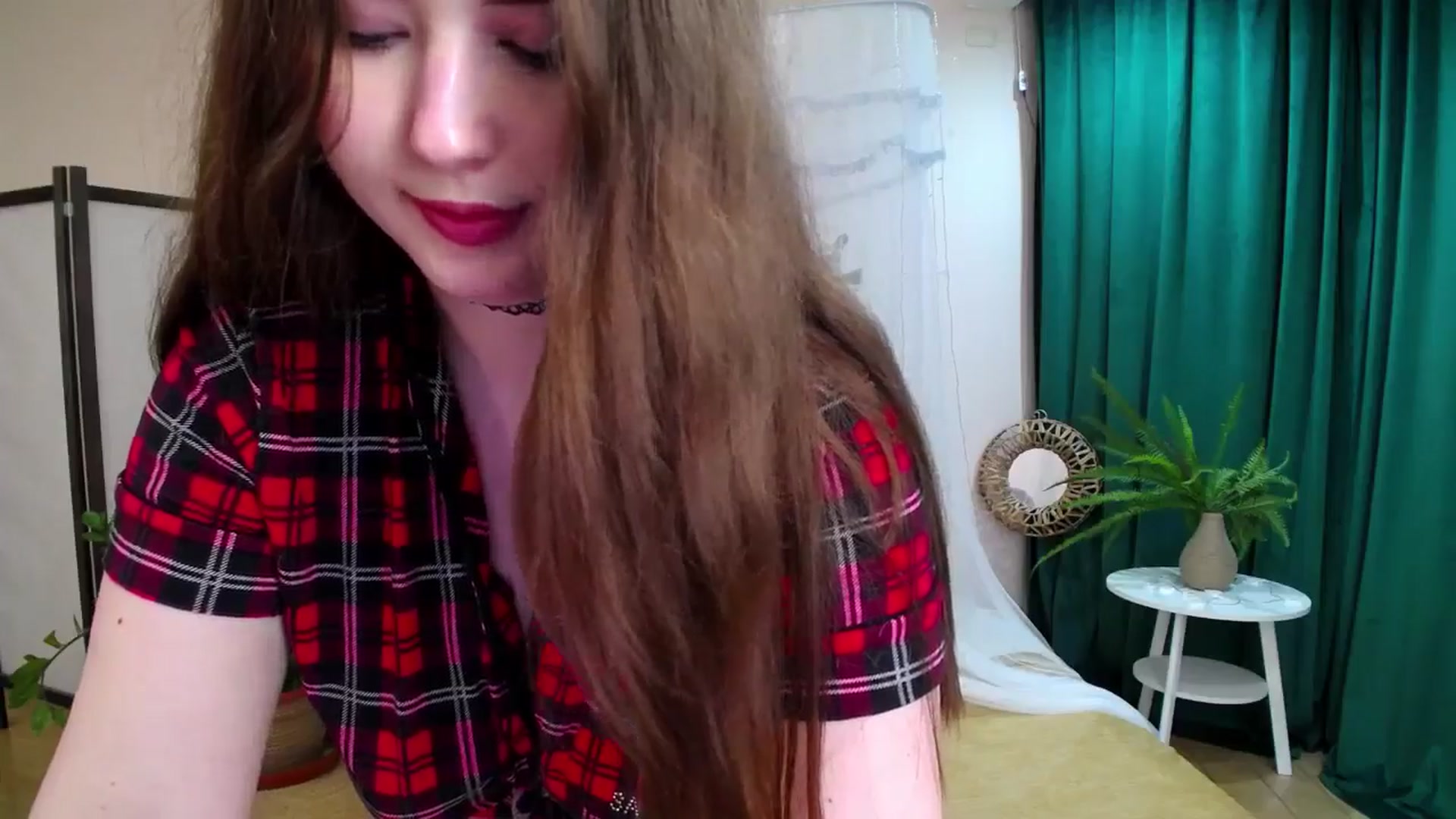 Gallery image thumbnail from AdmireMyEyes's myfreecams stream on, 05/31/2025, 19:20 image 17 of 20