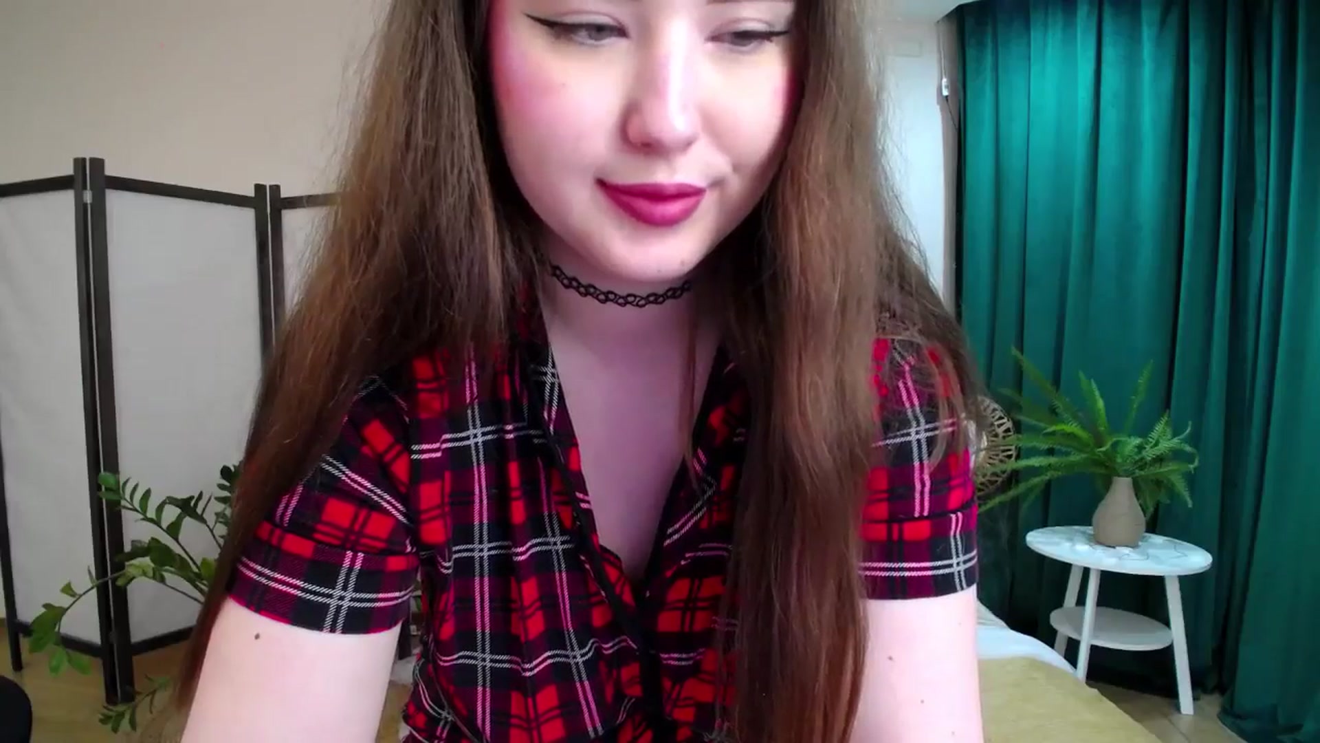 Gallery image thumbnail from AdmireMyEyes's myfreecams stream on, 05/31/2025, 19:20 image 16 of 20