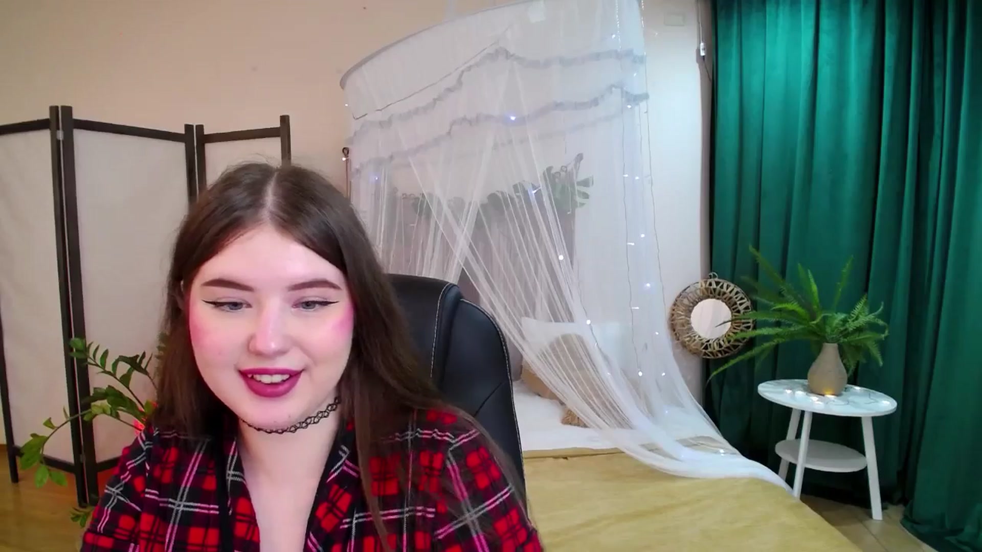 Gallery image thumbnail from AdmireMyEyes's myfreecams stream on, 05/31/2025, 20:51 image 8 of 20