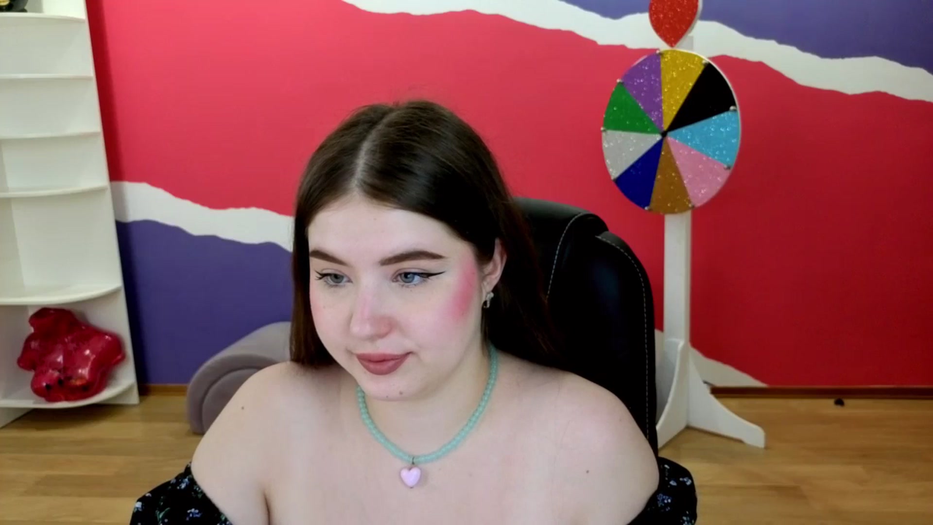 Gallery image thumbnail from AdmireMyEyes's myfreecams stream on, 06/04/2025, 05:47 image 3 of 20