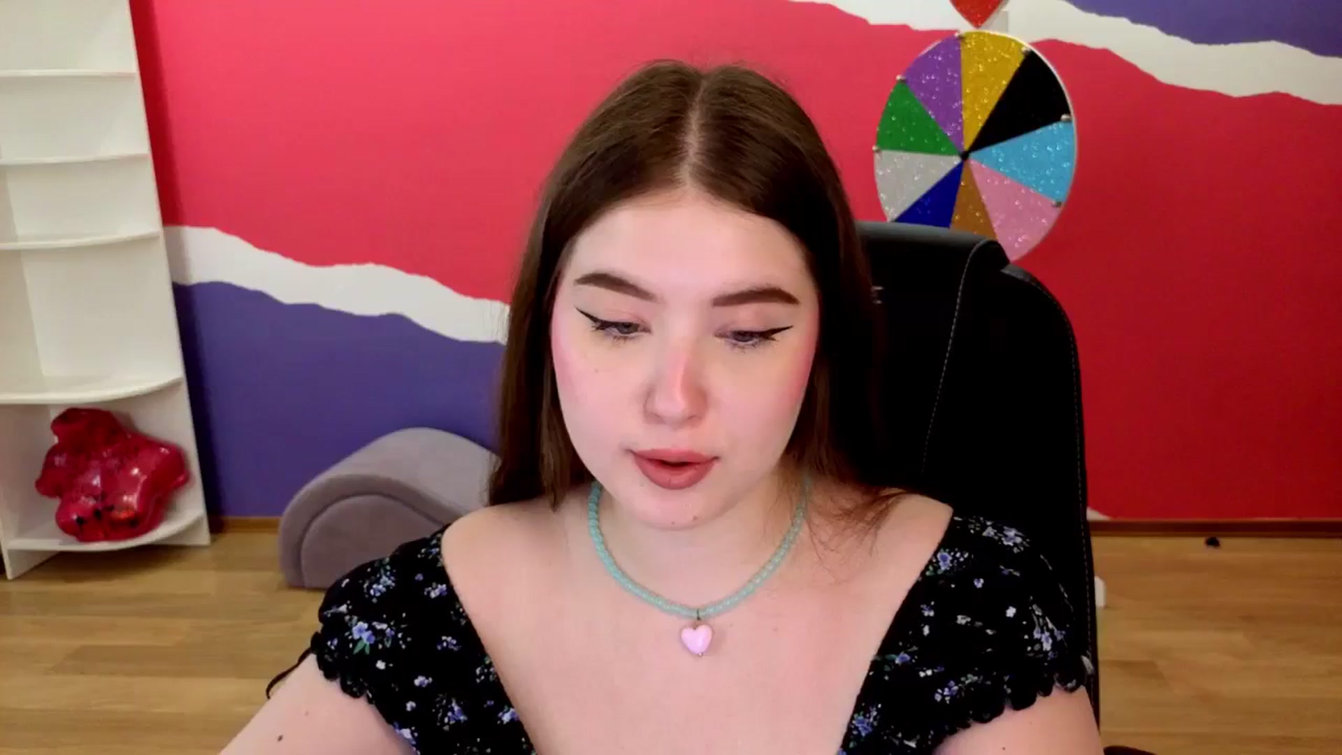 Gallery image thumbnail from AdmireMyEyes's myfreecams stream on, 06/04/2025, 05:47 image 16 of 20