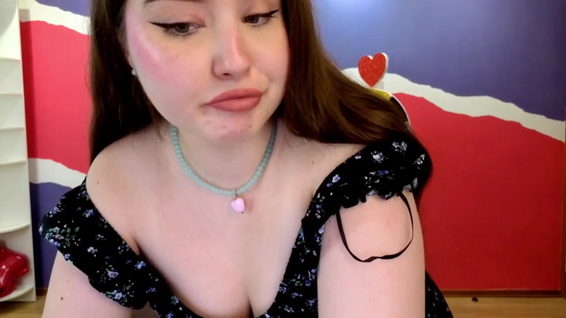 Gallery image thumbnail from AdmireMyEyes's myfreecams stream on, 06/04/2025, 06:39 image 13 of 20