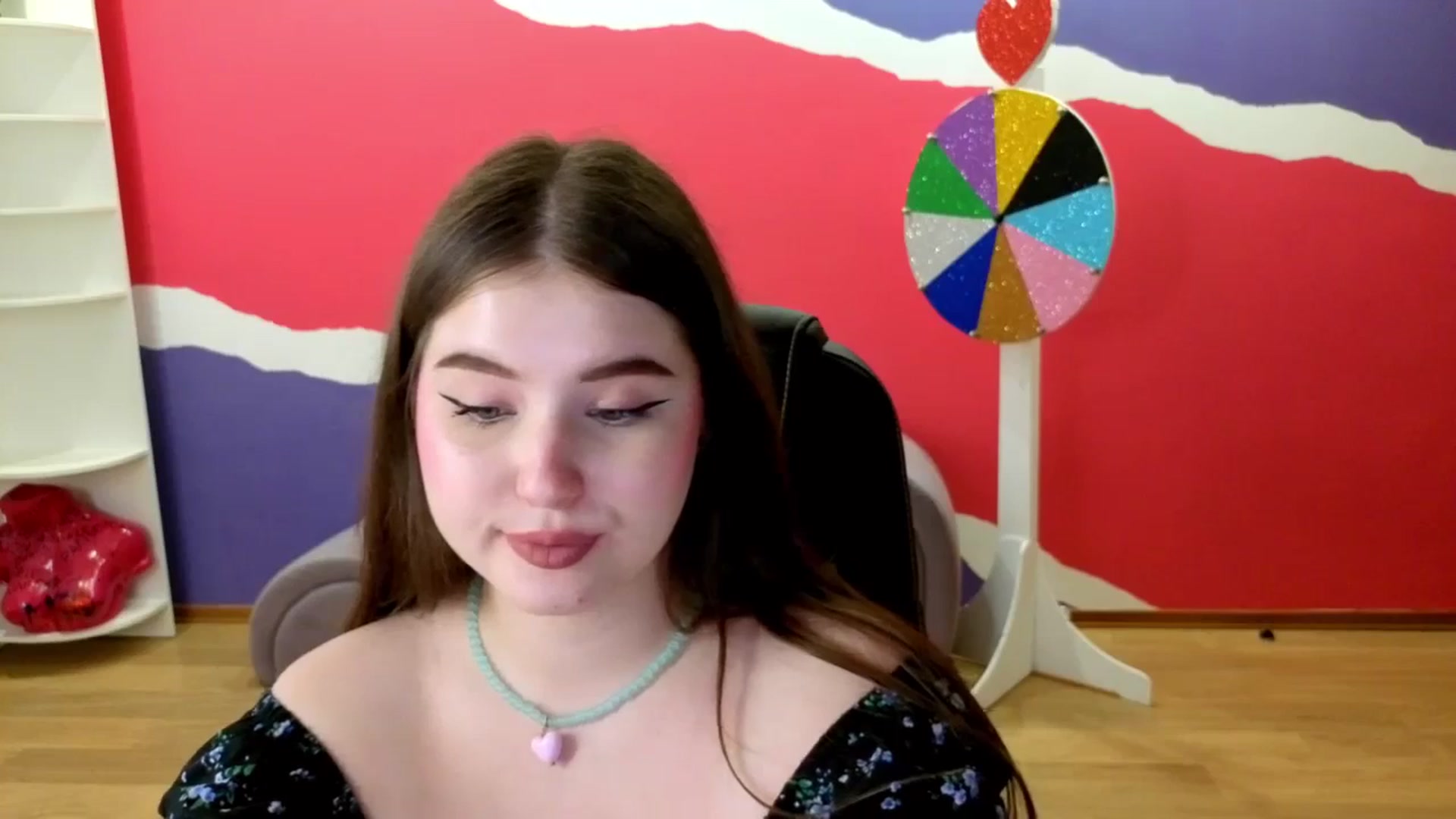Gallery image thumbnail from AdmireMyEyes's myfreecams stream on, 06/04/2025, 09:11 image 20 of 20