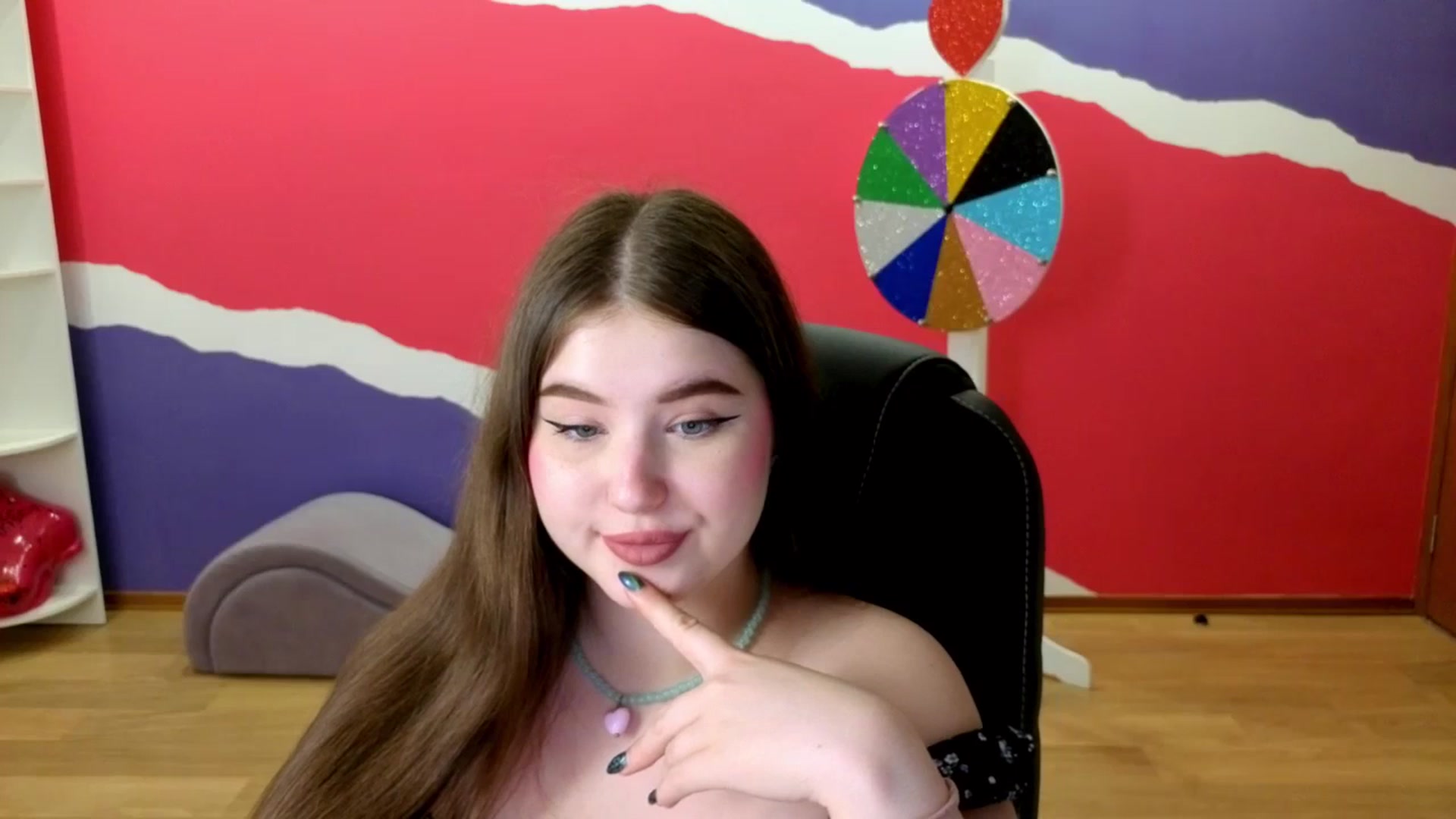 Gallery image thumbnail from AdmireMyEyes's myfreecams stream on, 06/04/2025, 09:11 image 9 of 20