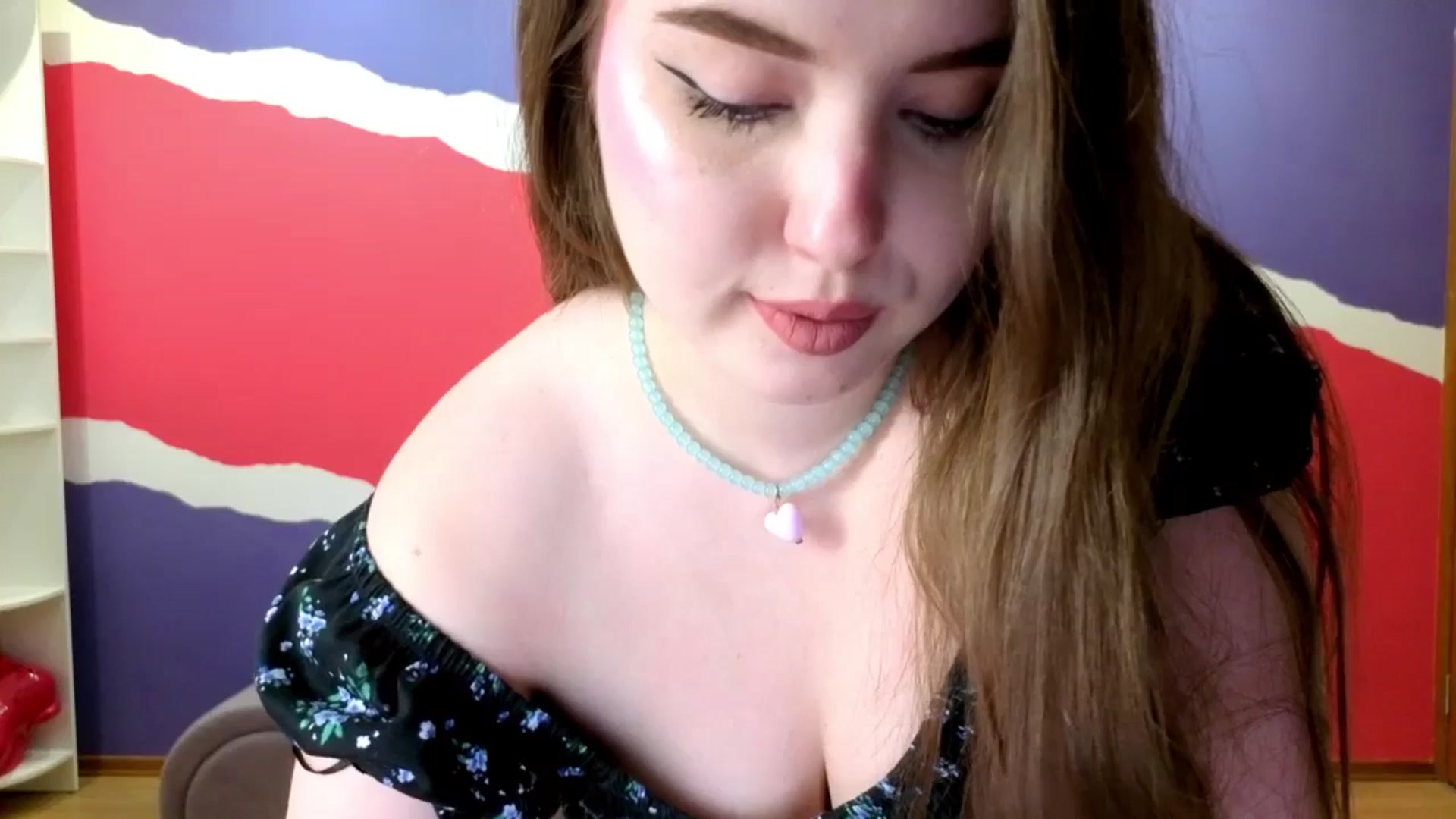 Gallery image thumbnail from AdmireMyEyes's myfreecams stream on, 06/04/2025, 09:11 image 16 of 20