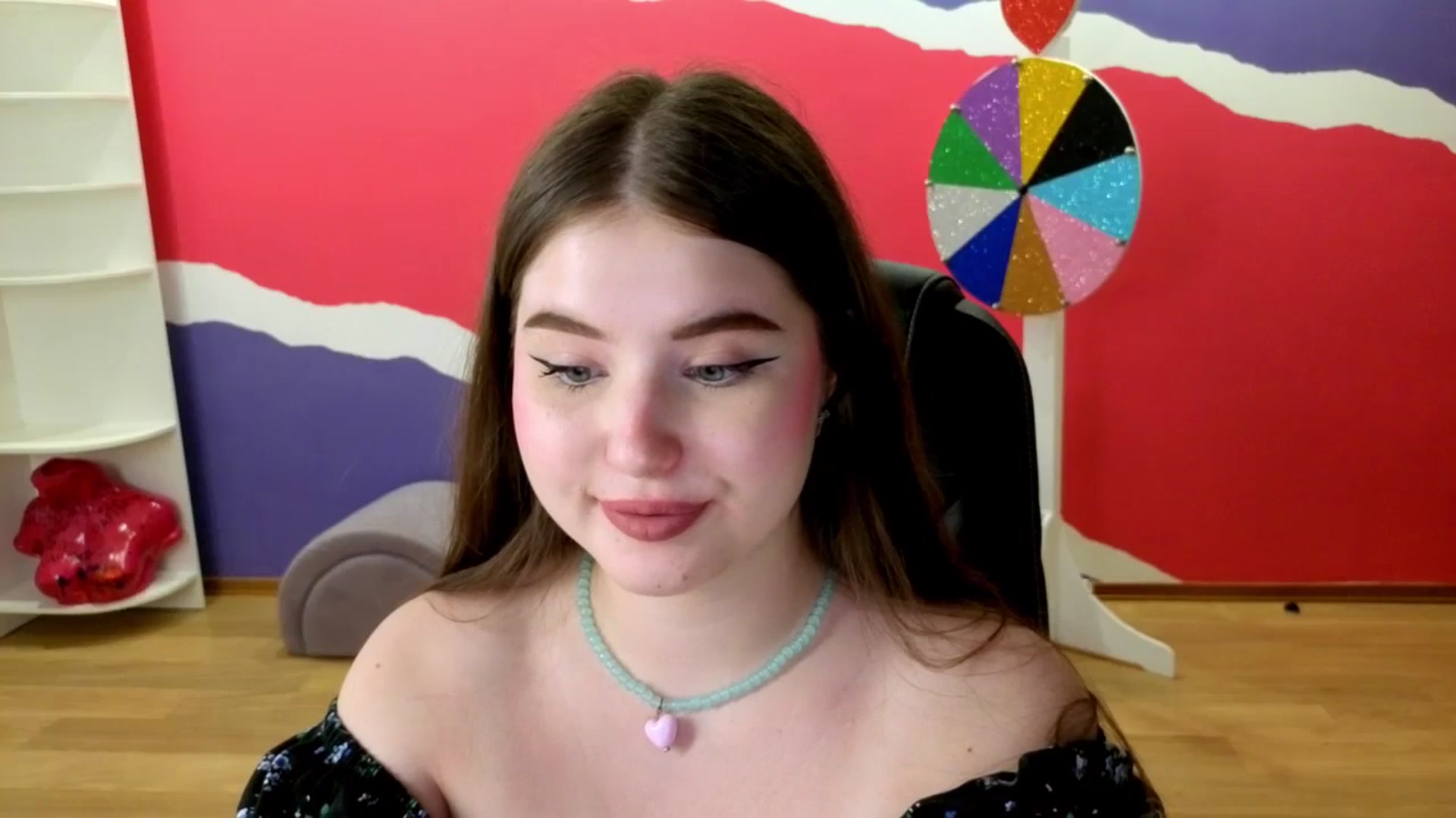Gallery image thumbnail from AdmireMyEyes's myfreecams stream on, 06/04/2025, 09:33 image 3 of 20