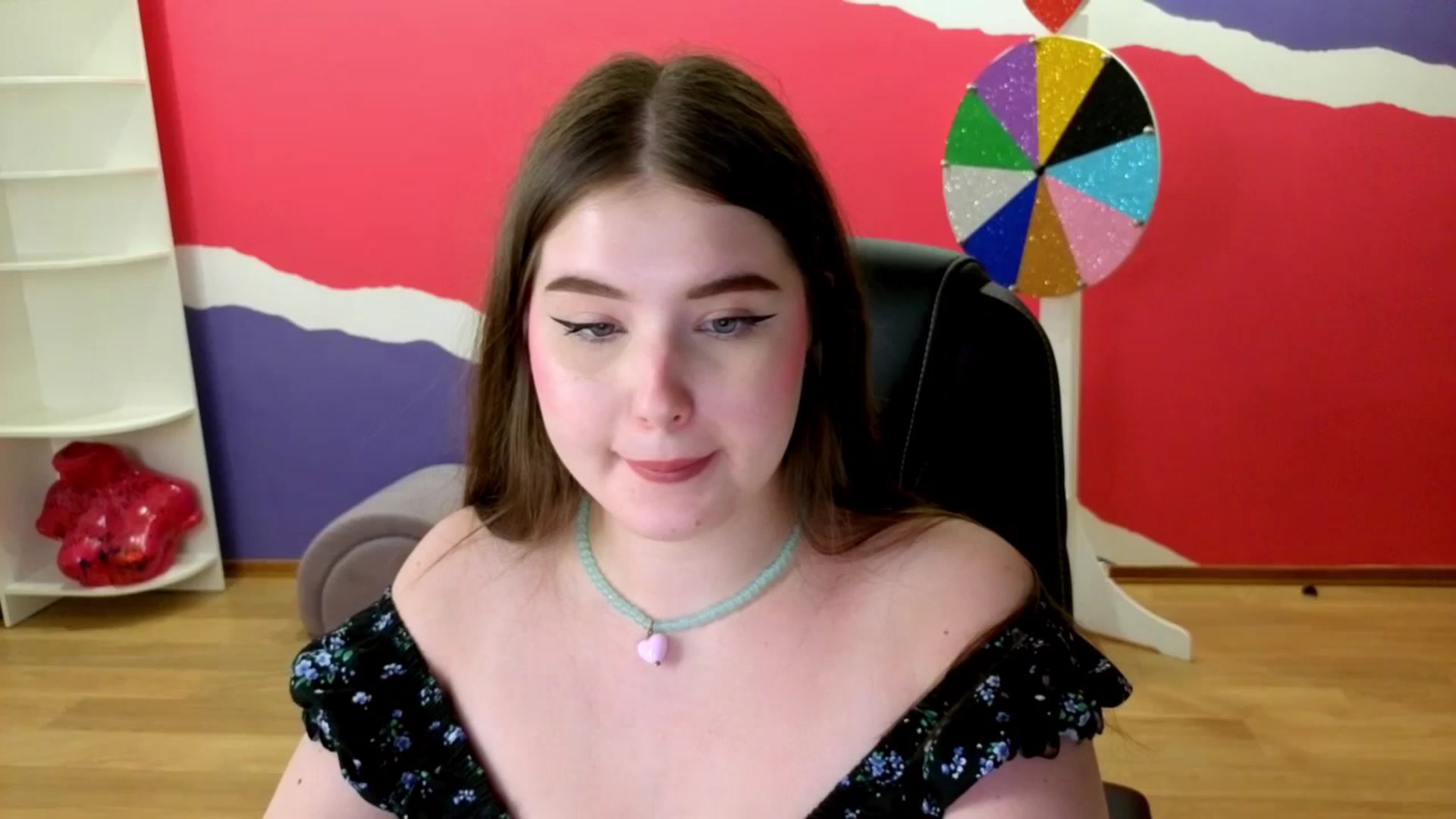 Gallery image thumbnail from AdmireMyEyes's myfreecams stream on, 06/04/2025, 09:33 image 1 of 20