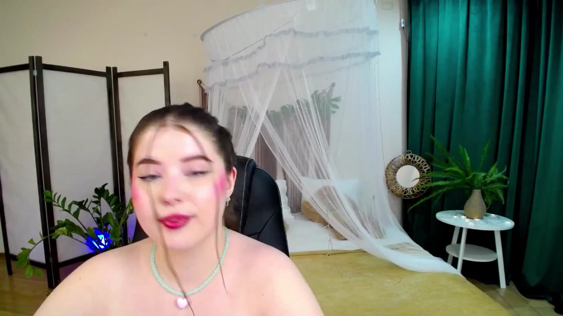 Gallery image thumbnail from AdmireMyEyes's myfreecams stream on, 06/05/2025, 06:47 image 8 of 20