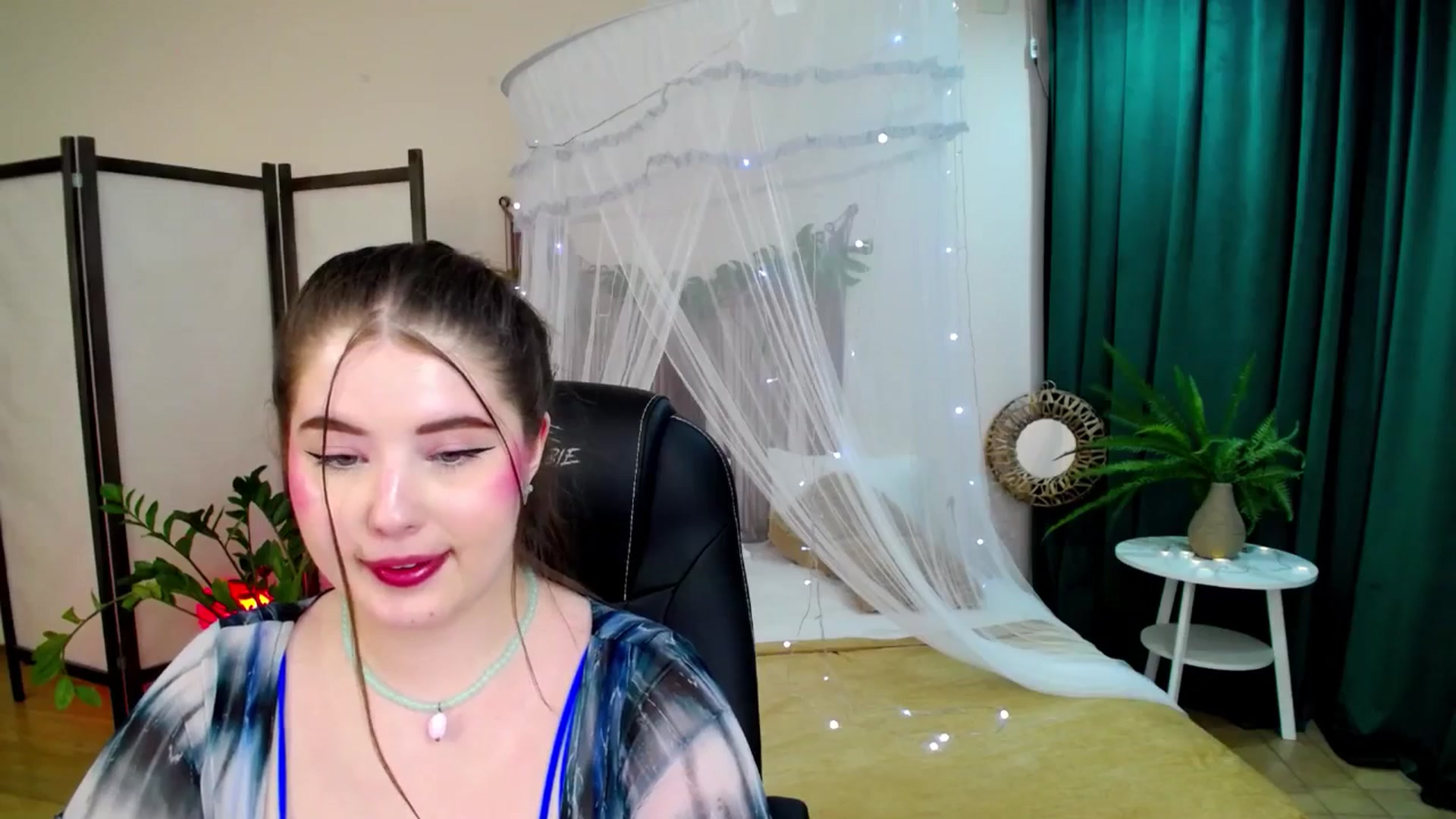 Gallery image thumbnail from AdmireMyEyes's myfreecams stream on, 06/05/2025, 09:49 image 4 of 20