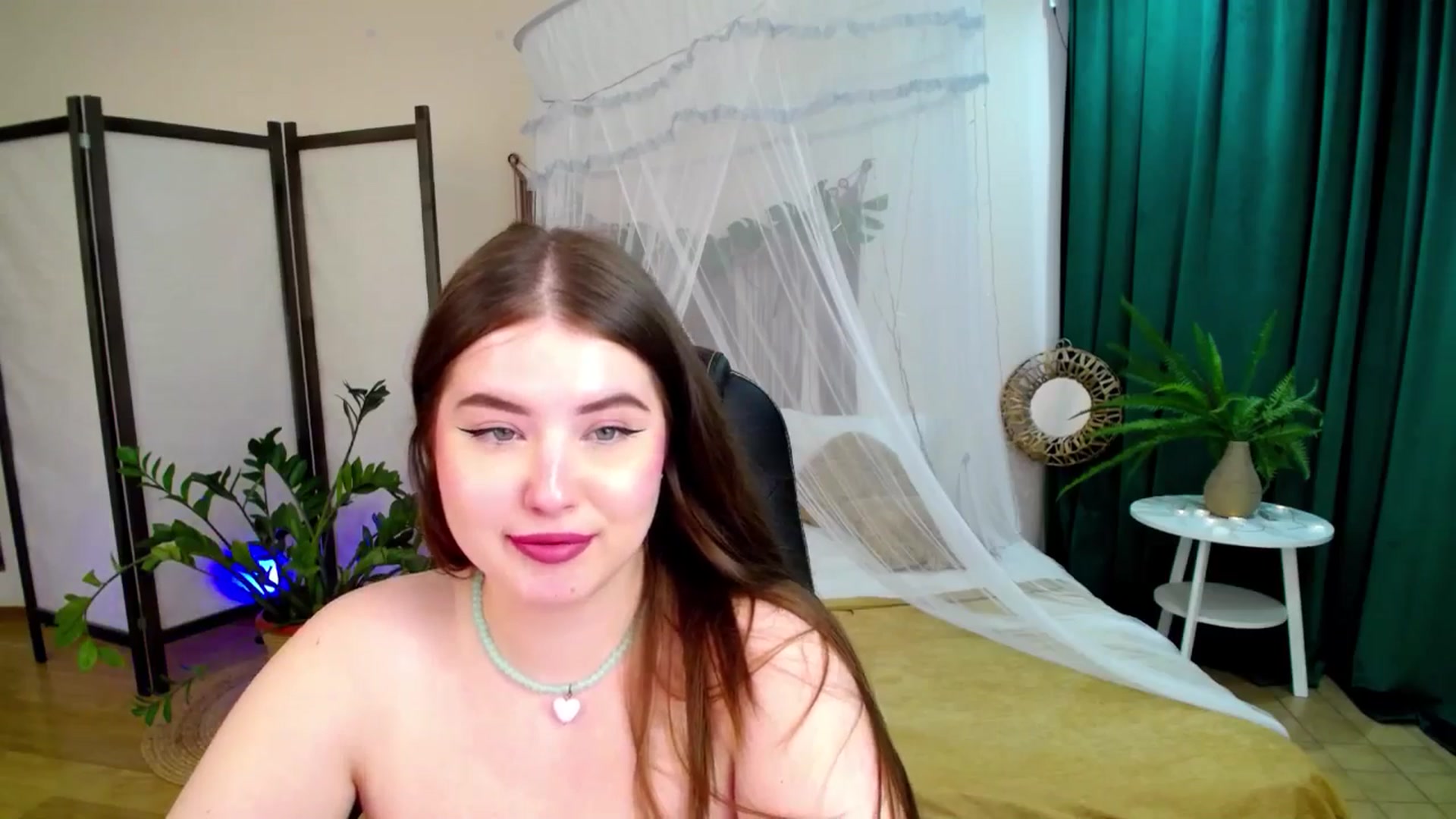 Gallery image thumbnail from AdmireMyEyes's myfreecams stream on, 06/06/2025, 10:39 image 19 of 20