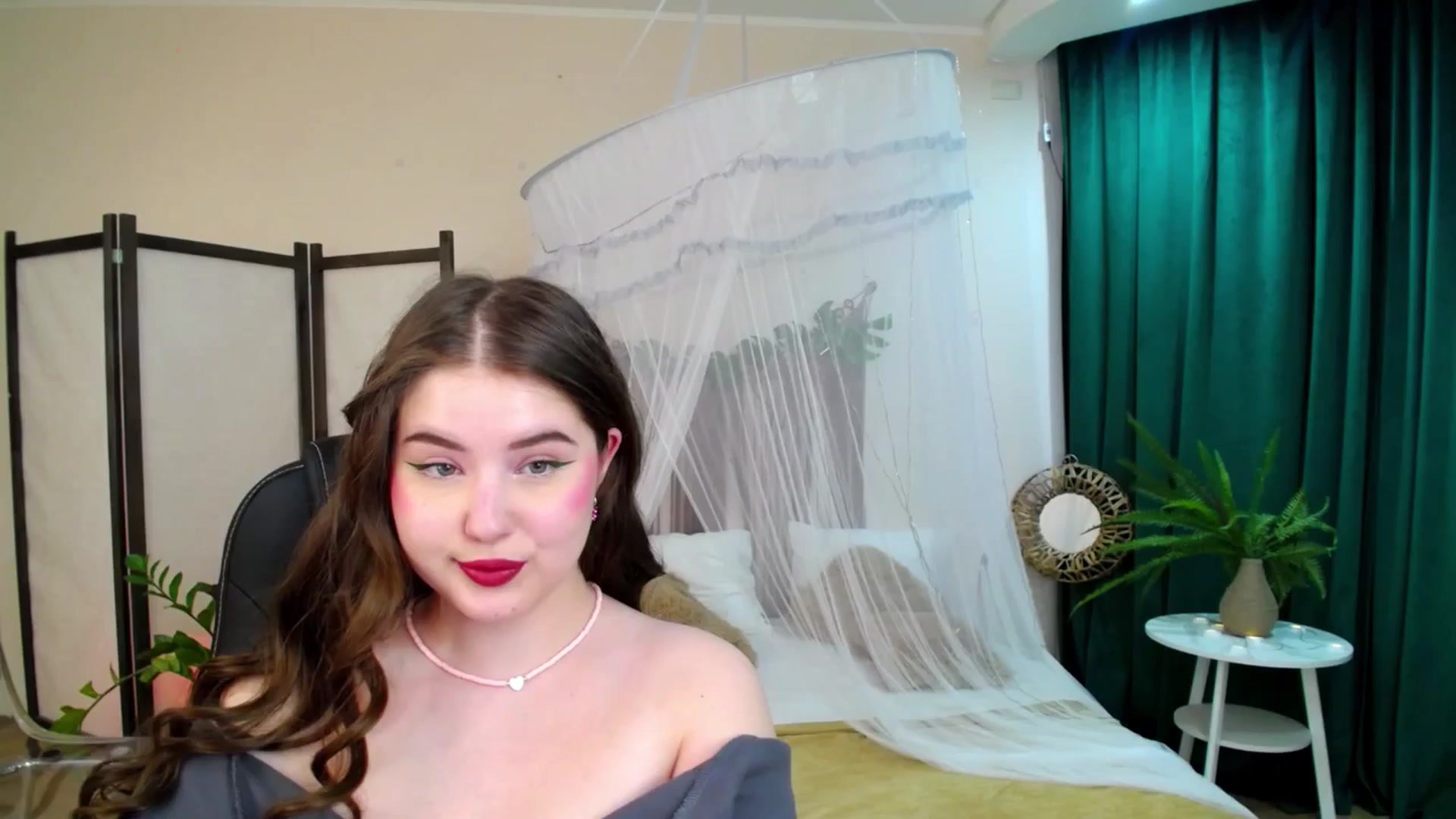 Gallery image thumbnail from AdmireMyEyes's myfreecams stream on, 06/08/2025, 07:47 image 20 of 20