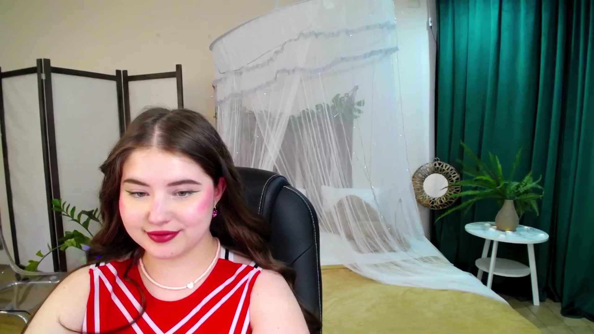 Gallery image thumbnail from AdmireMyEyes's myfreecams stream on, 06/08/2025, 08:23 image 3 of 20