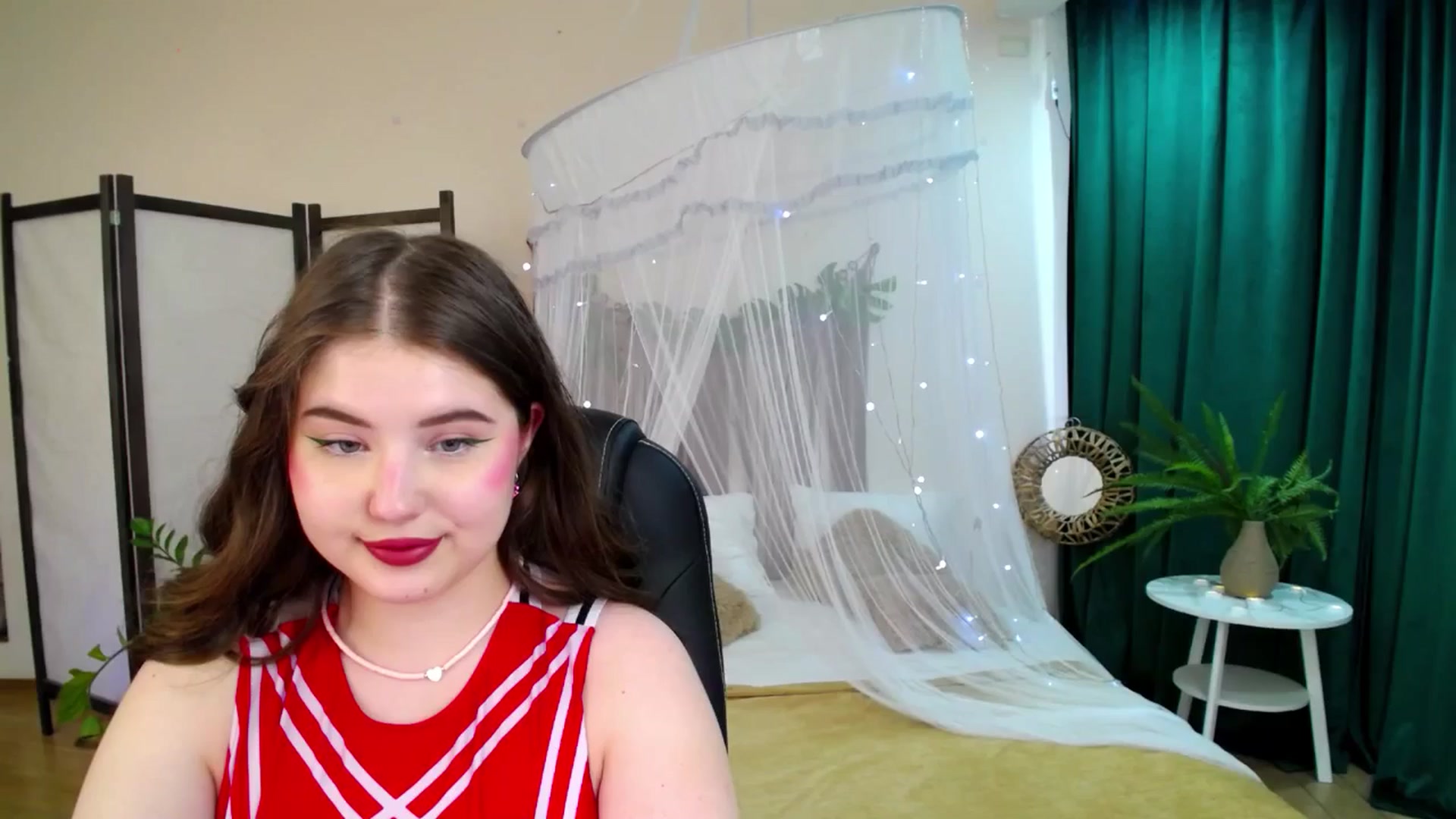 Gallery image thumbnail from AdmireMyEyes's myfreecams stream on, 06/08/2025, 09:17 image 18 of 20