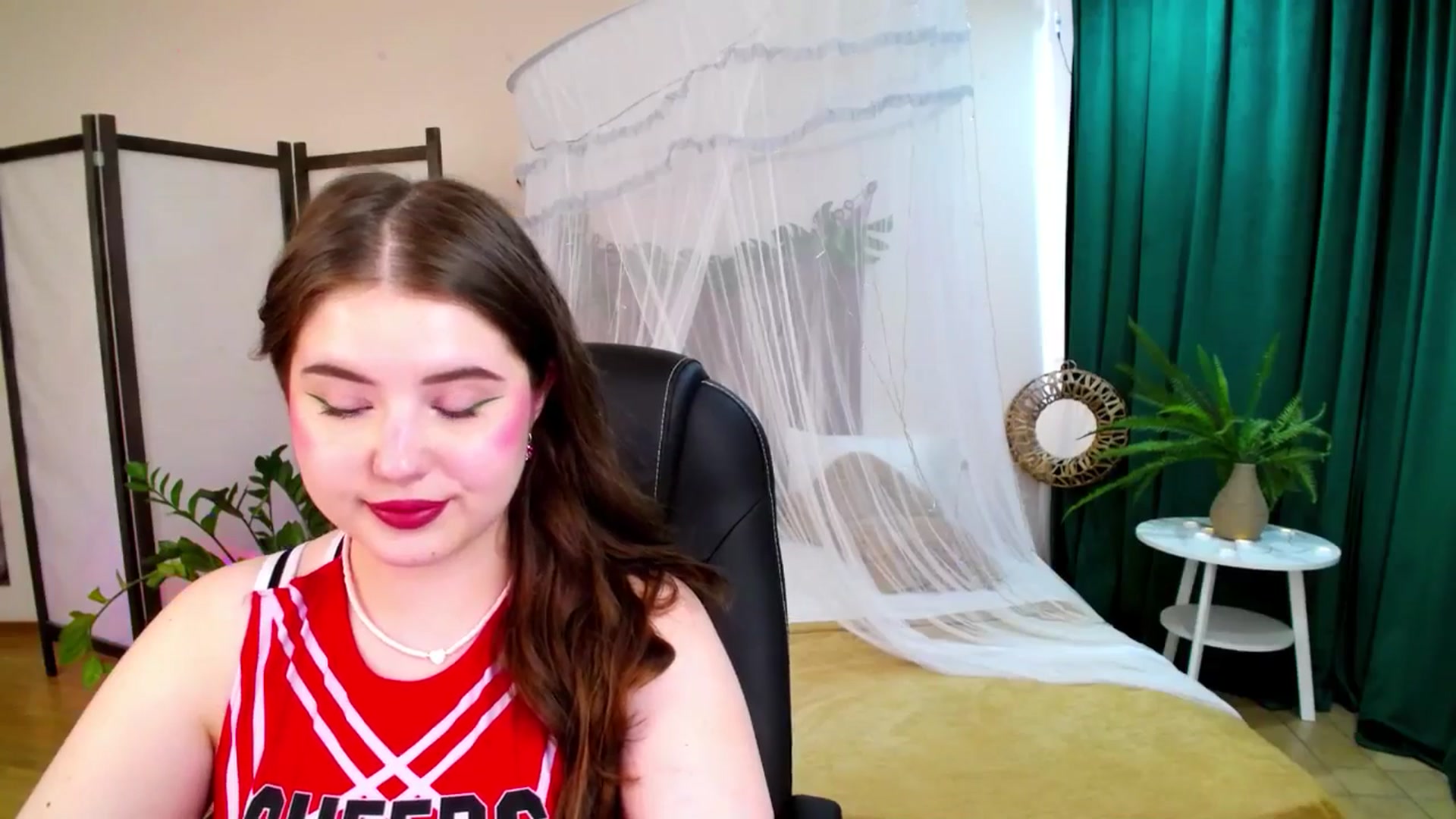 Gallery image thumbnail from AdmireMyEyes's myfreecams stream on, 06/08/2025, 10:29 image 20 of 20