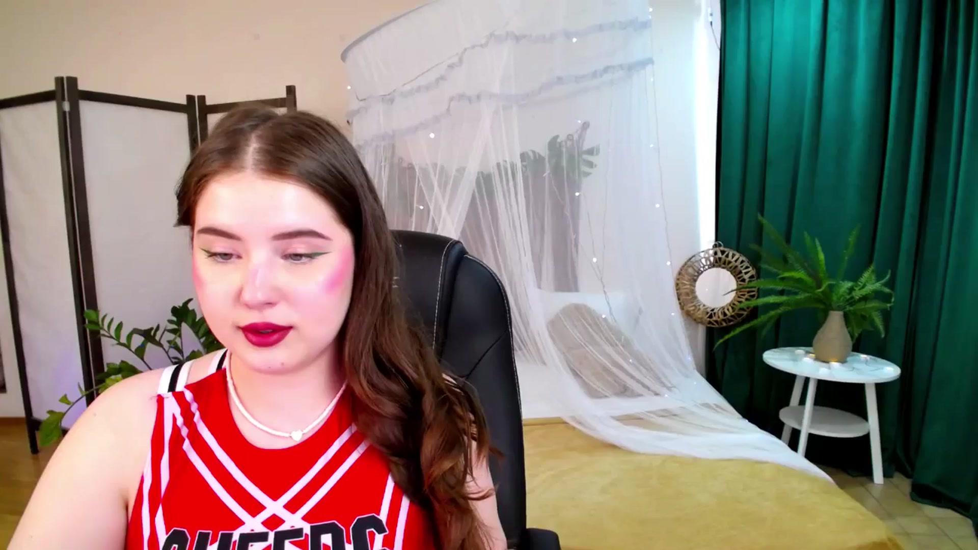 Gallery image thumbnail from AdmireMyEyes's myfreecams stream on, 06/08/2025, 10:29 image 13 of 20