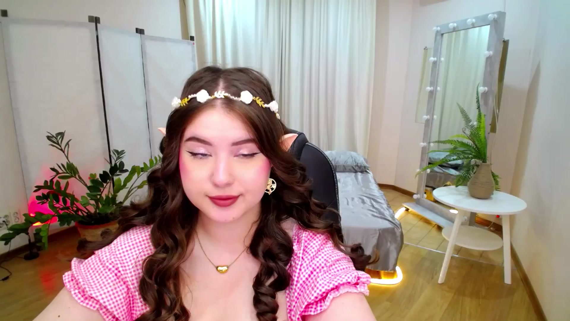 Gallery image thumbnail from AdmireMyEyes's myfreecams stream on, 06/12/2025, 19:42 image 3 of 20