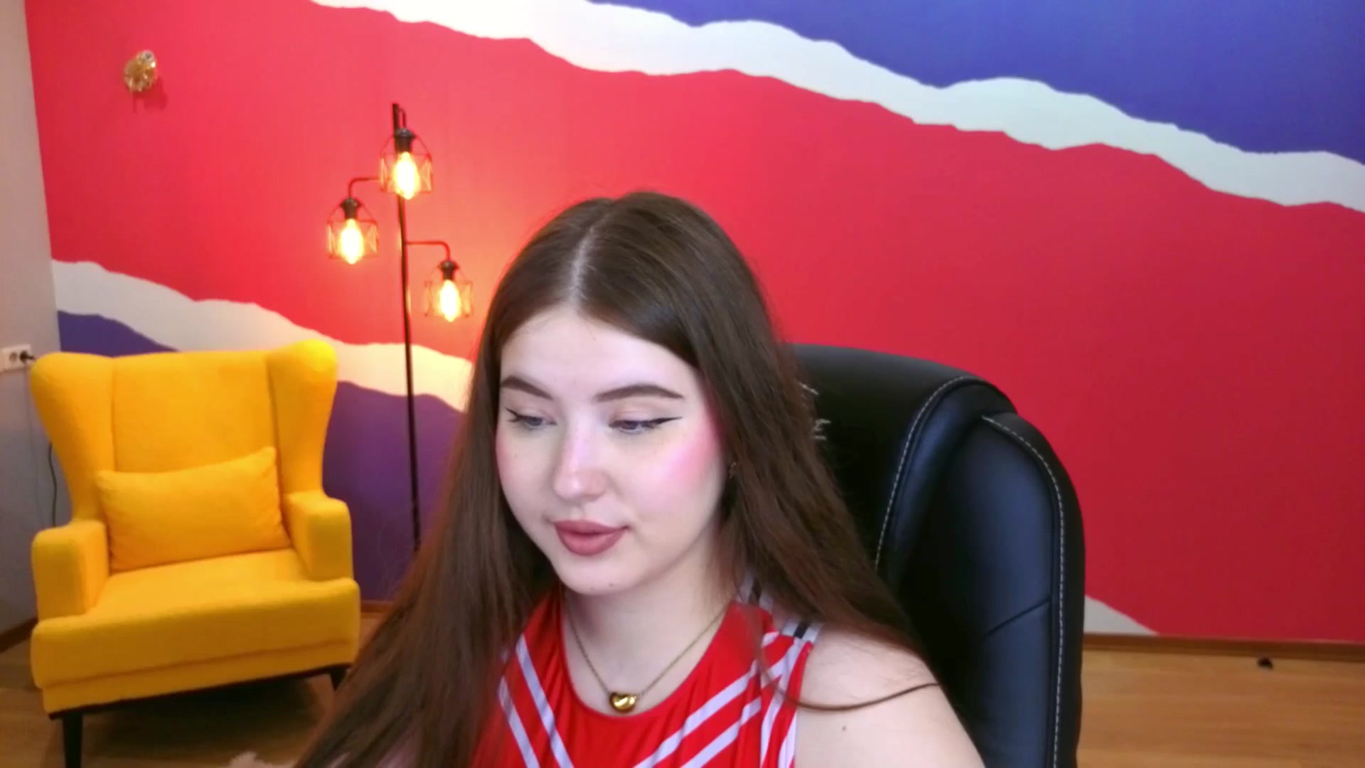 Gallery image thumbnail from AdmireMyEyes's myfreecams stream on, 06/15/2025, 23:08 image 16 of 20