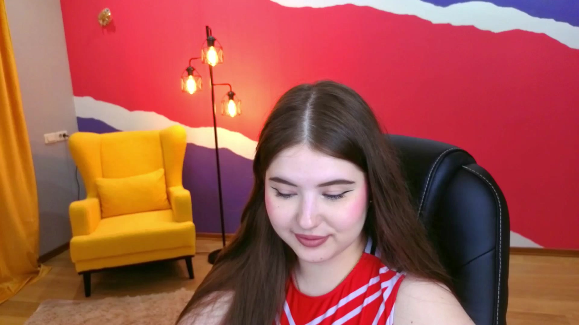 Gallery image thumbnail from AdmireMyEyes's myfreecams stream on, 06/16/2025, 01:06 image 1 of 20