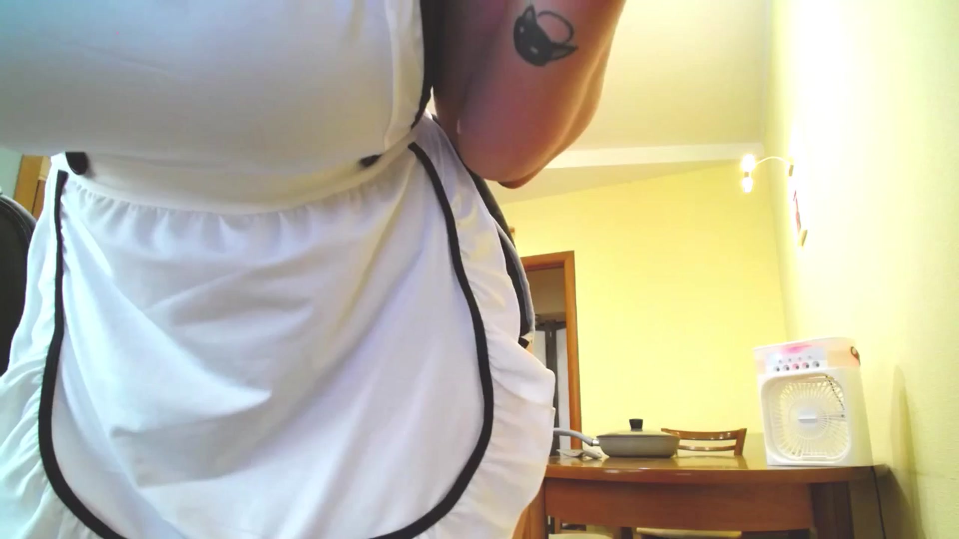 Gallery image thumbnail from AdmireMyEyes's myfreecams stream on, 06/18/2025, 08:55 image 17 of 20