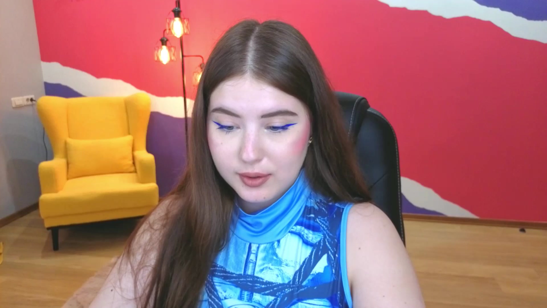 Gallery image thumbnail from AdmireMyEyes's myfreecams stream on, 06/19/2025, 06:47 image 13 of 20
