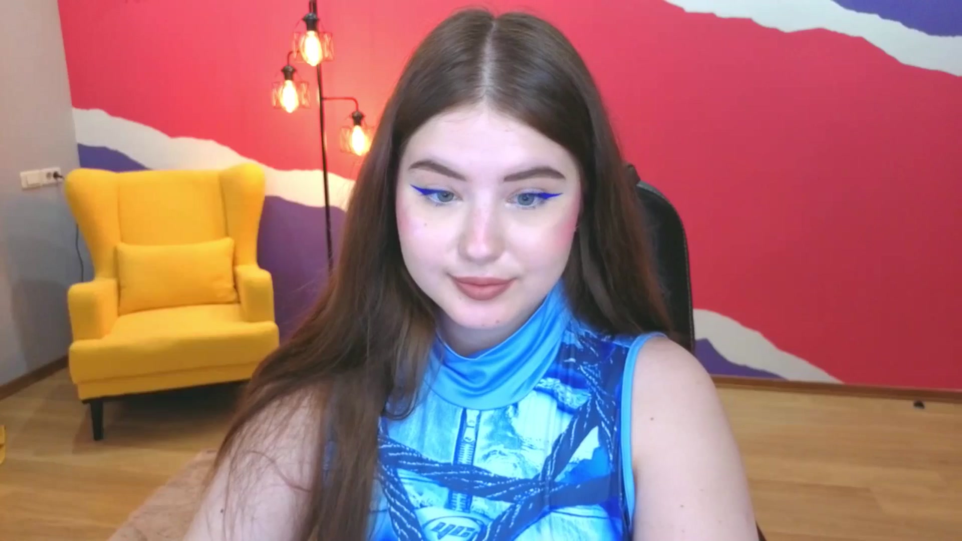 Gallery image thumbnail from AdmireMyEyes's myfreecams stream on, 06/19/2025, 06:47 image 11 of 20