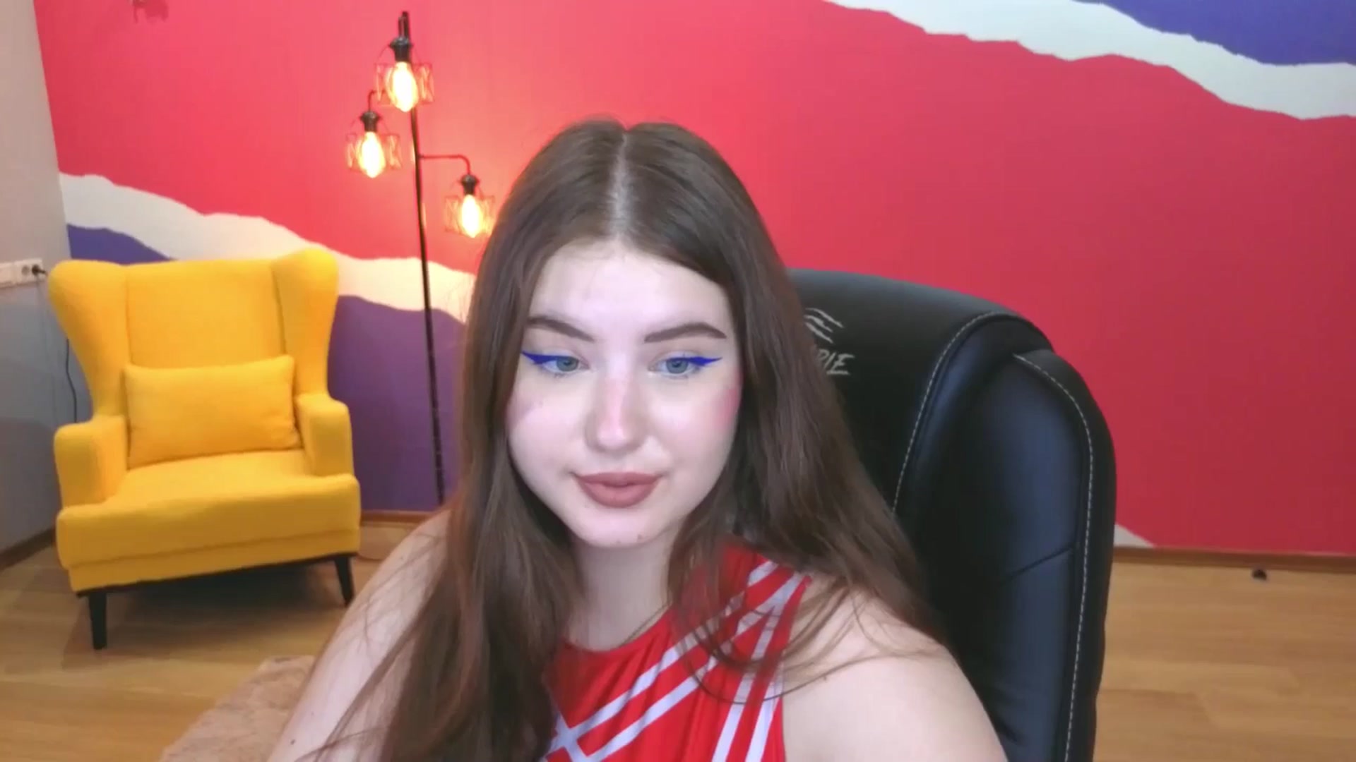 Gallery image thumbnail from AdmireMyEyes's myfreecams stream on, 06/19/2025, 09:33 image 20 of 20