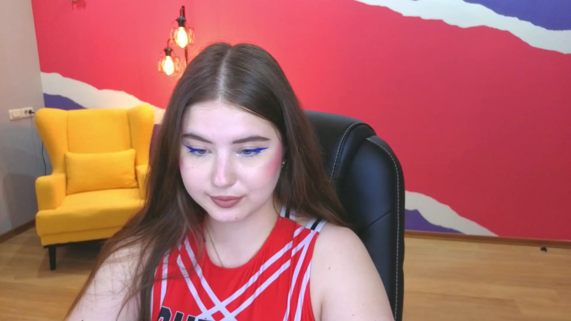 Gallery image thumbnail from AdmireMyEyes's myfreecams stream on, 06/19/2025, 09:33 image 7 of 20