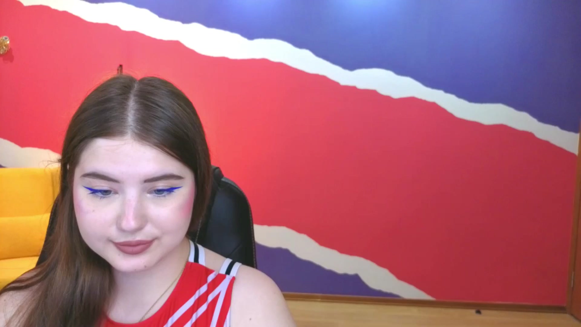 Gallery image thumbnail from AdmireMyEyes's myfreecams stream on, 06/19/2025, 09:33 image 11 of 20