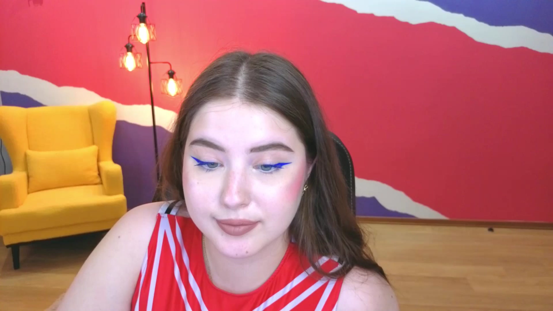 Gallery image thumbnail from AdmireMyEyes's myfreecams stream on, 06/19/2025, 10:42 image 1 of 20