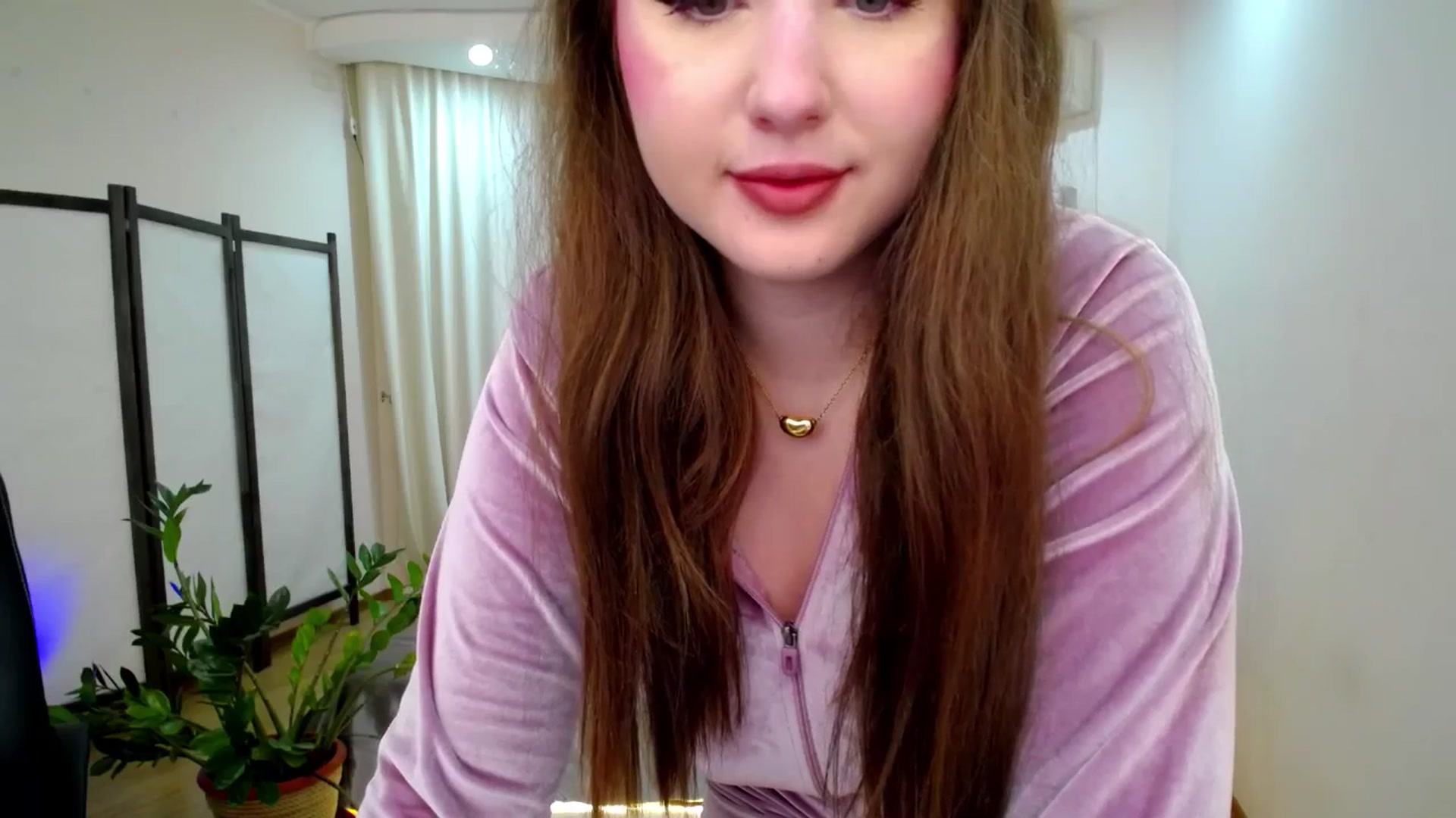 Gallery image thumbnail from AdmireMyEyes's myfreecams stream on, 06/21/2025, 19:47 image 5 of 20