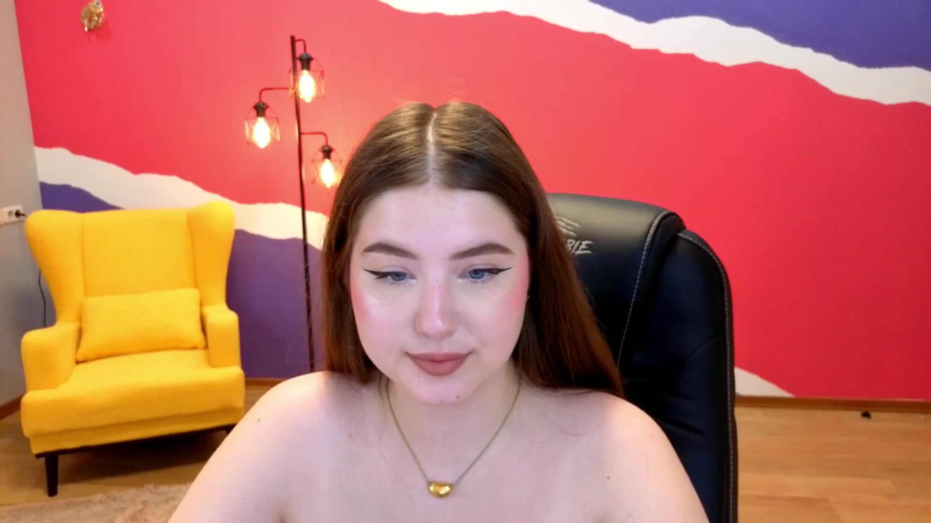 Gallery image thumbnail from AdmireMyEyes's myfreecams stream on, 06/22/2025, 20:16 image 19 of 20