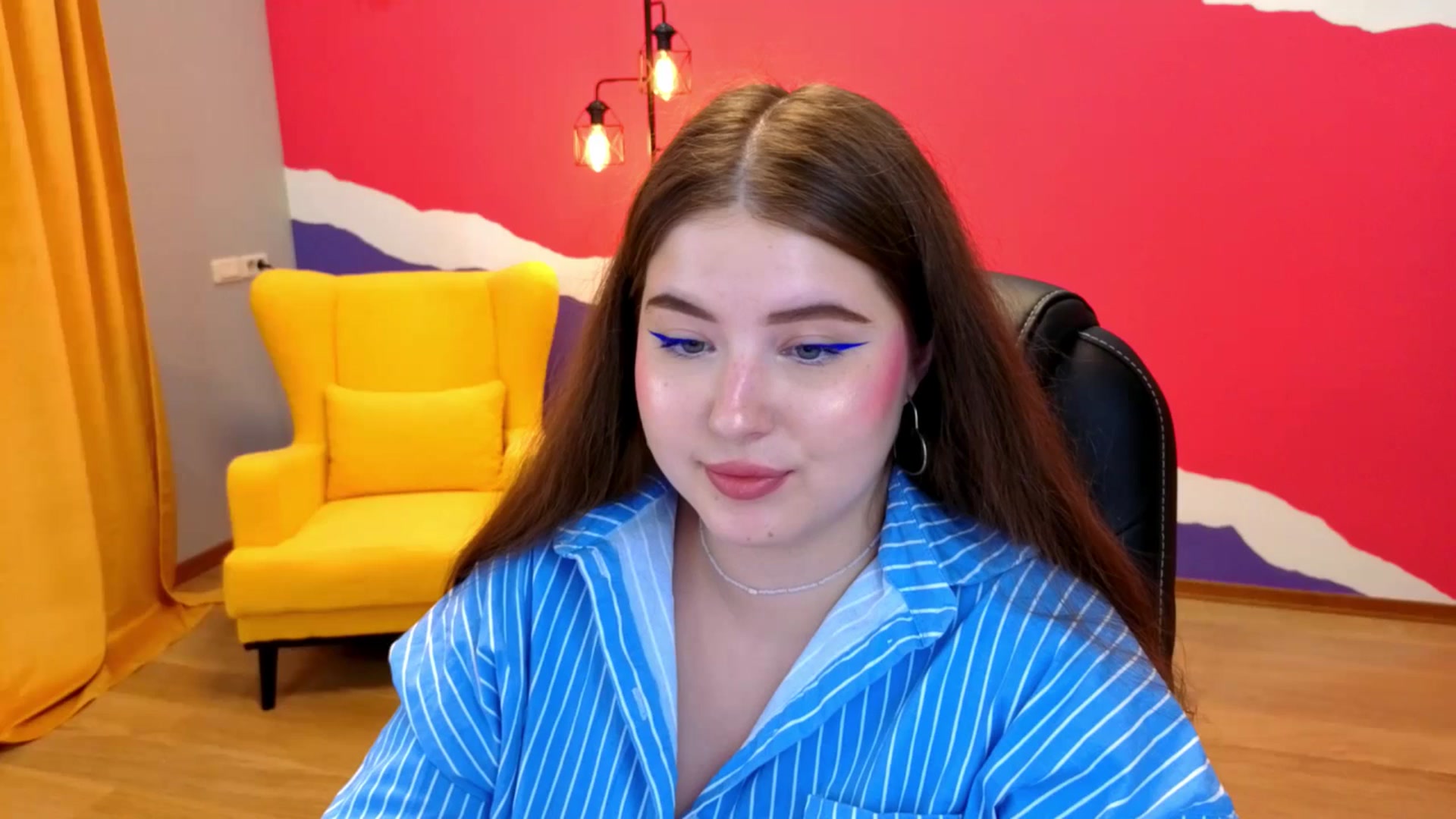 Gallery image thumbnail from AdmireMyEyes's myfreecams stream on, 06/26/2025, 07:46 image 1 of 20